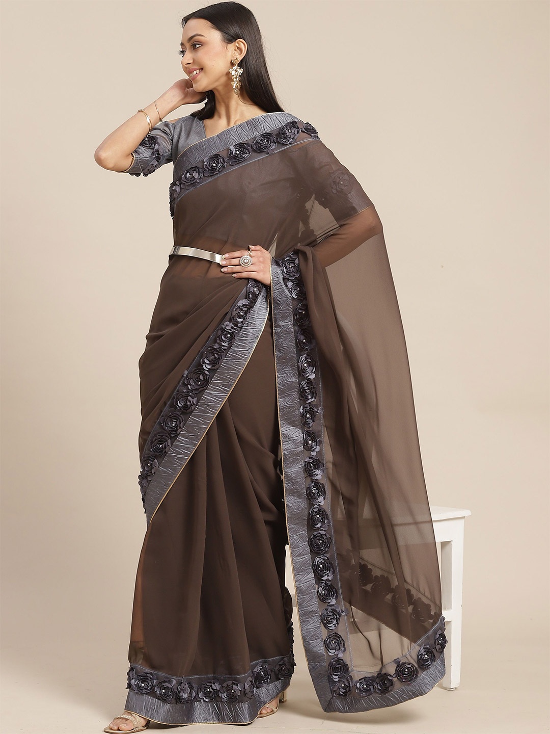

RAJGRANTH Patchwork Embellished Pure Georgette Saree, Grey