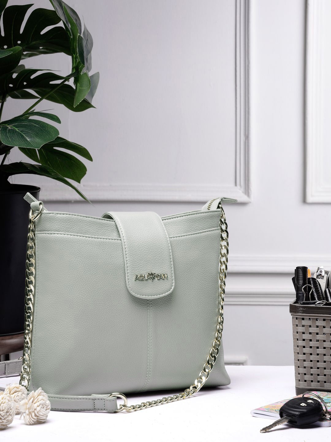 

AQUATAN Textured Structured Sling Bag, Grey