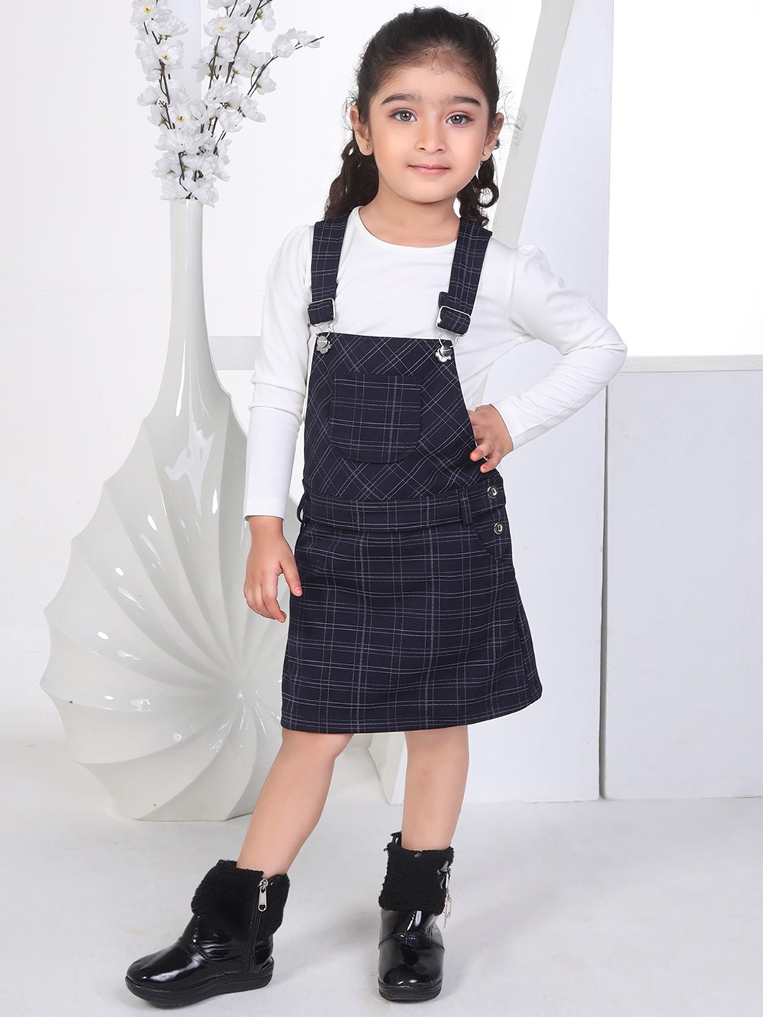 

Peppermint Girls Checked Pinafore Dress, Navy blue