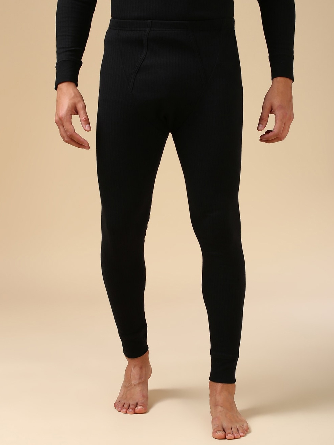 

Van Heusen Men Solid Anti Bacterial And Snug Fit Thermal Bottoms, Black