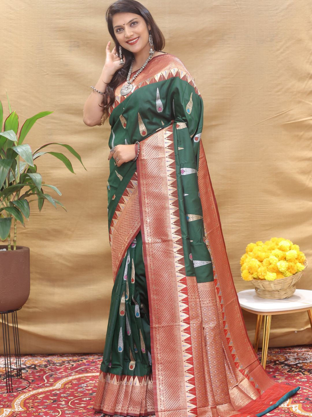 

SGF11 Woven Design Zari Art Silk Kanjeevaram Saree, Green