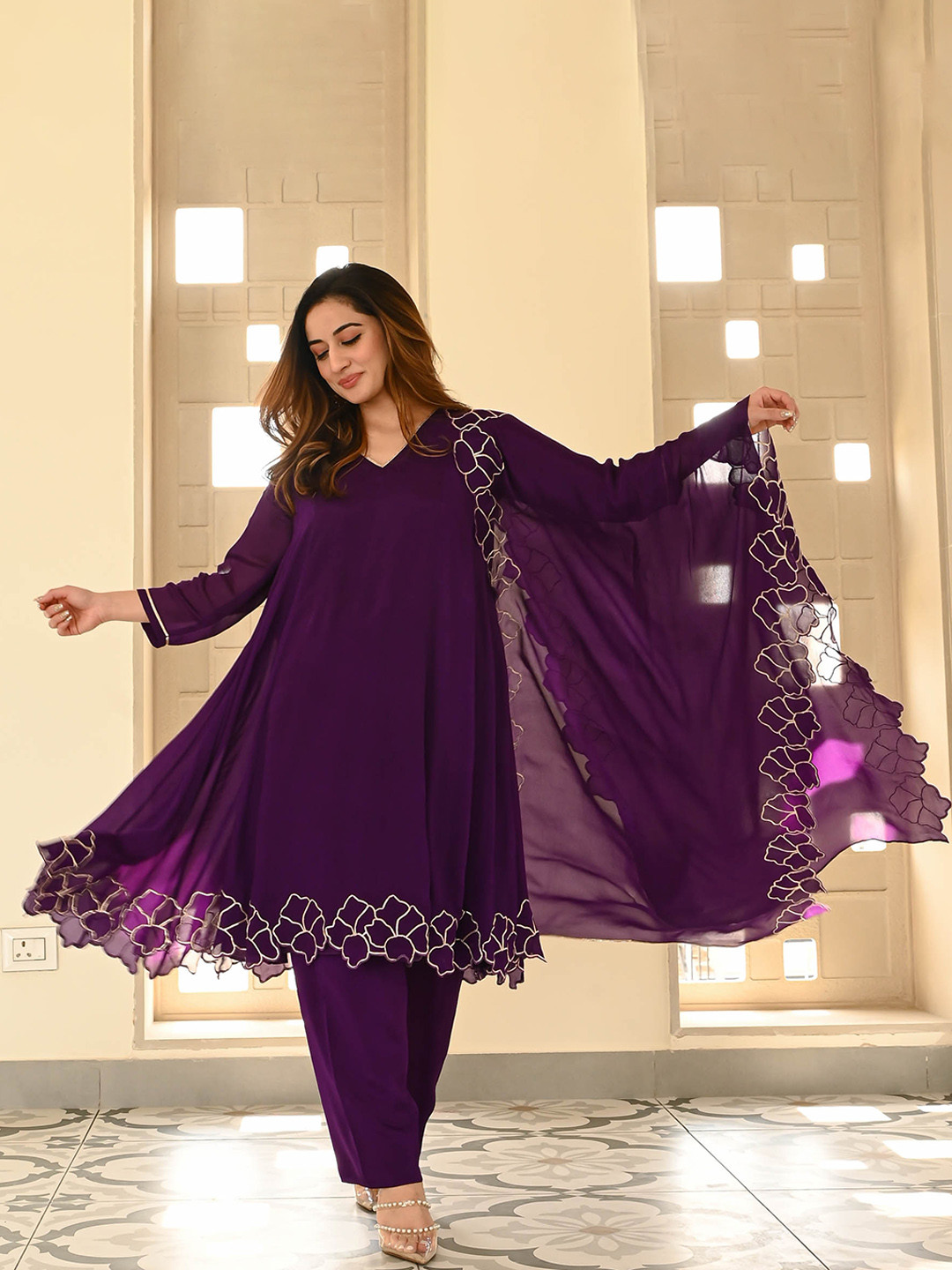 

Bunaai Women Panelled Thread Work Kurta with Trousers & With Dupatta, Purple