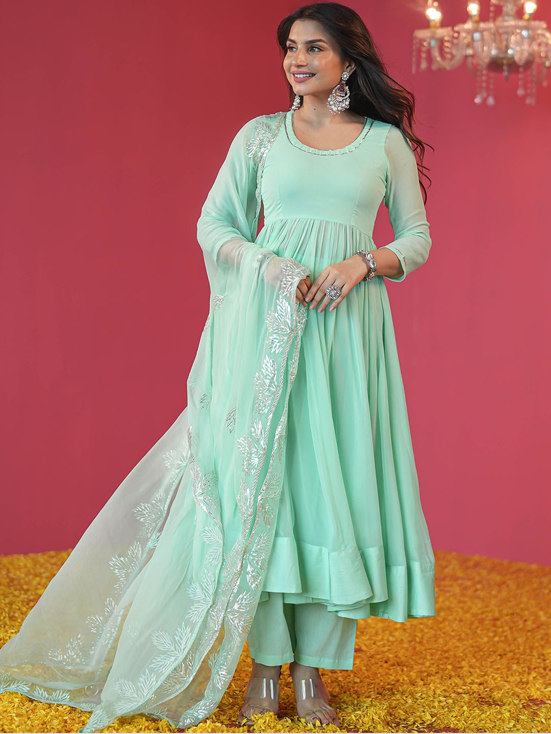 

Bunaai Women Panelled Kurta with Trousers & With Dupatta, Green