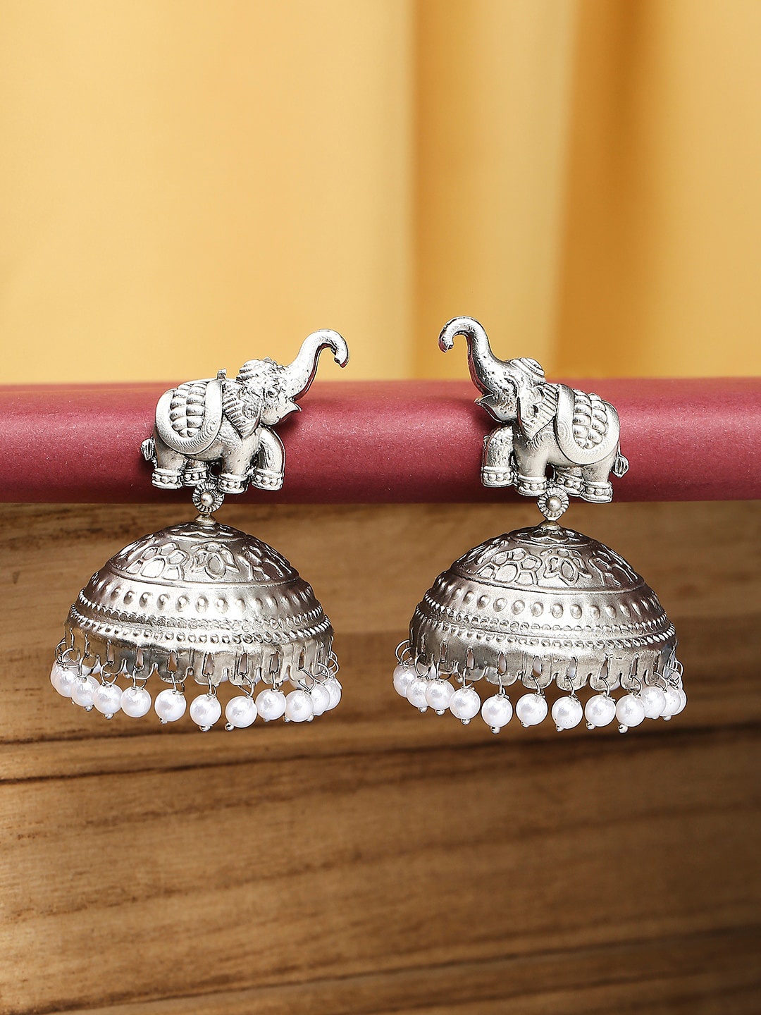 

OOMPH Women Animal Shaped Jhumkas Earrings, Silver