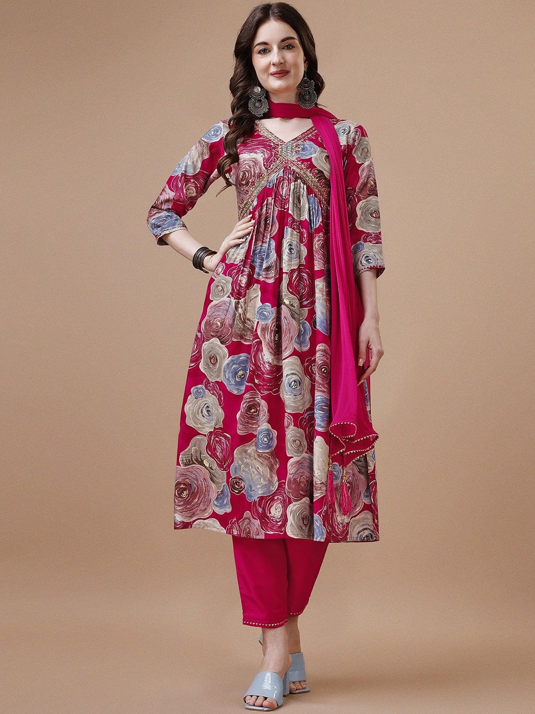 

KALINI Women Floral Embroidered Empire Kurta with Trousers & With Dupatta, Pink