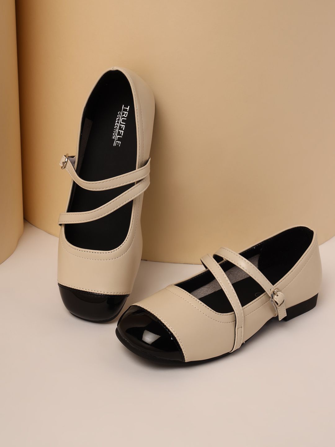 

Truffle Collection Women Colourblocked Ballerinas Flats, Beige