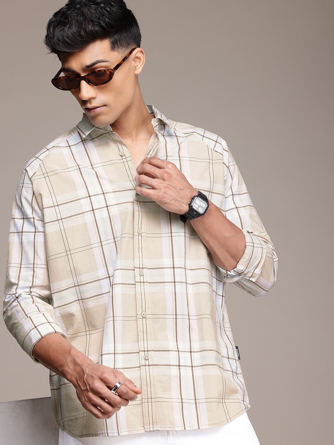 

The Roadster Life Co. Opaque Checked Pure Cotton Casual Shirt, Beige