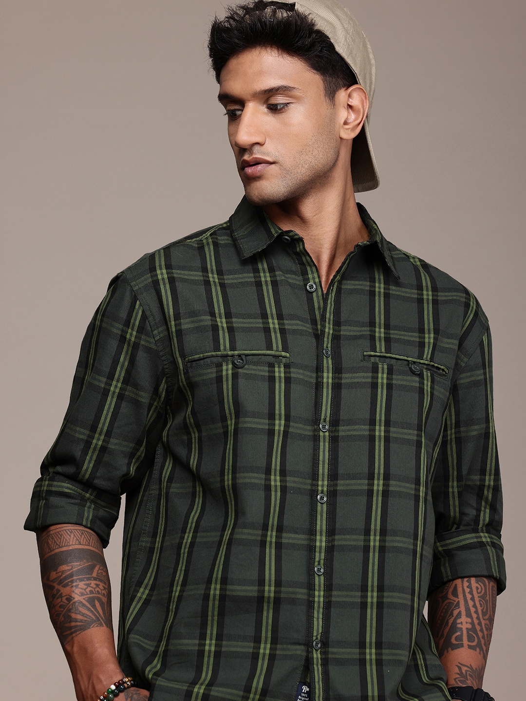 

The Roadster Life Co. Tartan Checks Opaque Pure Cotton Casual Shirt, Green