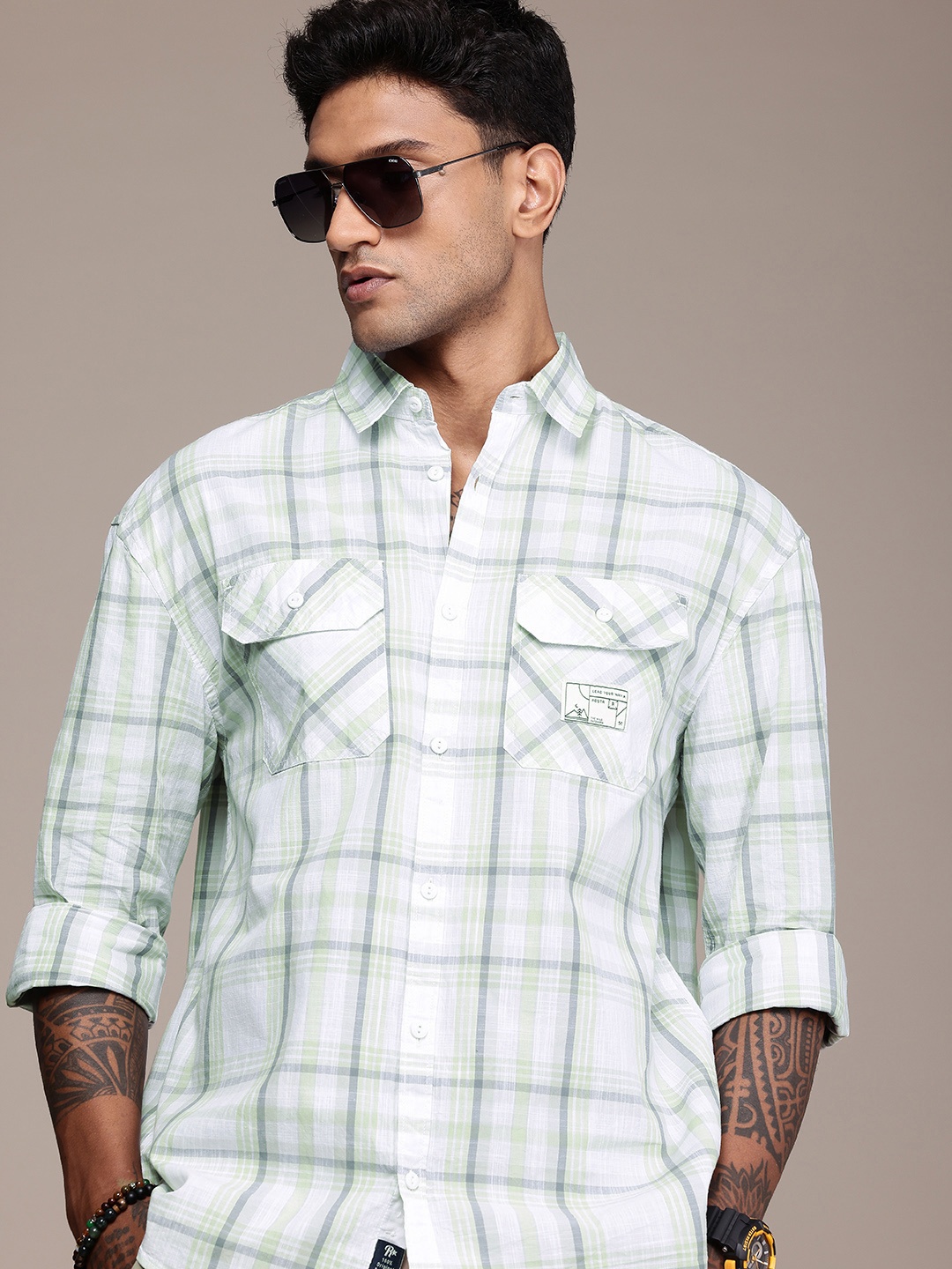 

The Roadster Life Co. Opaque Checked Pure Cotton Relaxed Fit Casual Shirt, Green