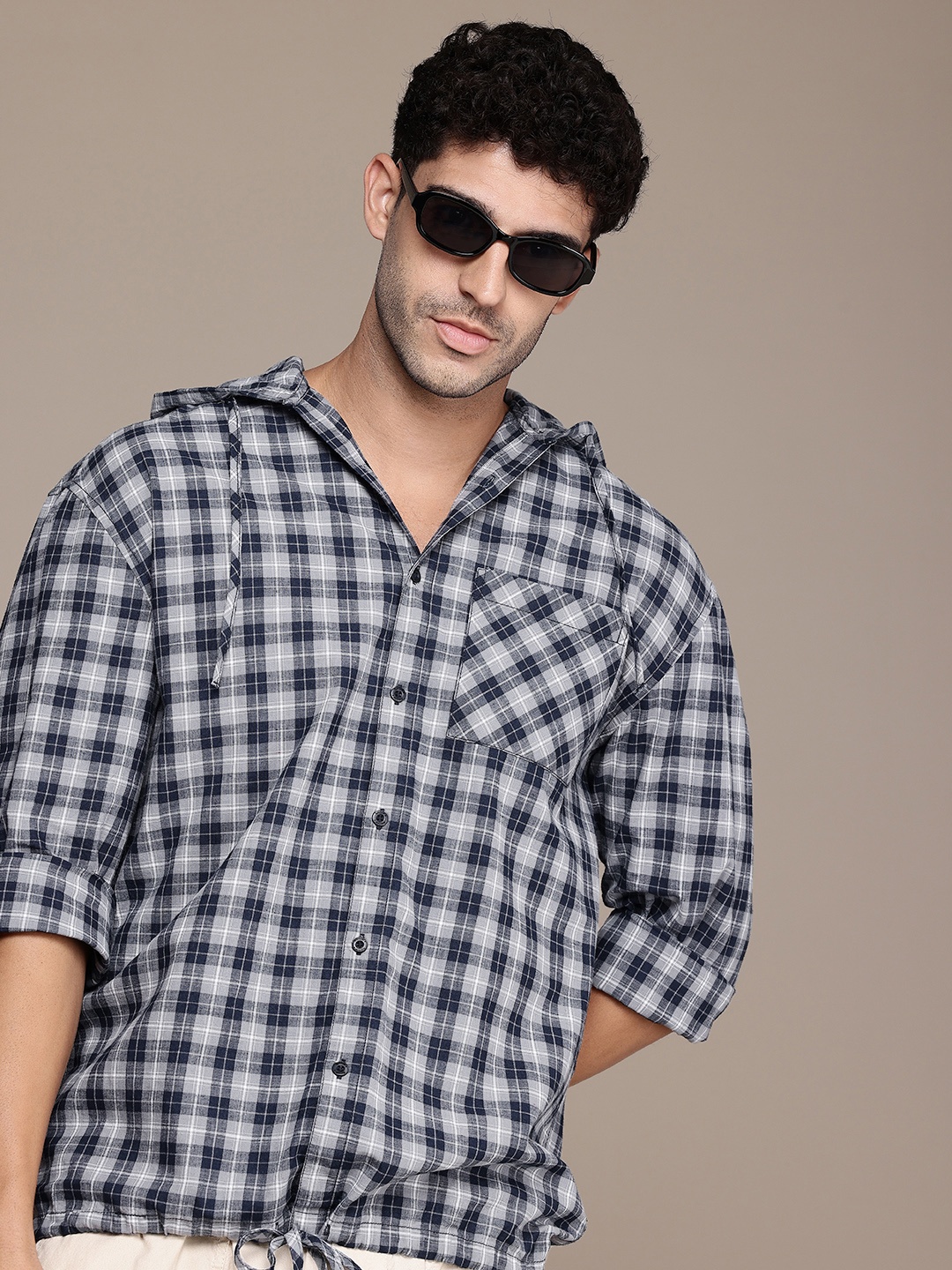 

The Roadster Life Co. Checked Hooded Relaxed Fit Pure Cotton Casual Shirt, Navy blue