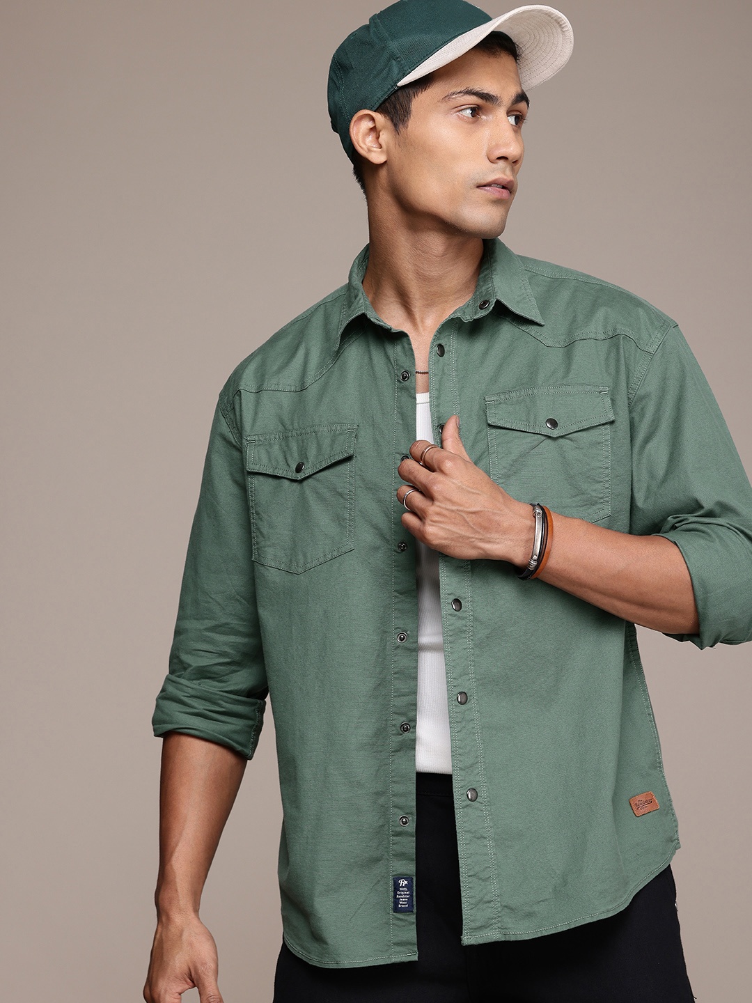 

The Roadster Life Co. Relaxed Fit Drop-Shoulder Sleeves Pure Cotton Casual Shirt, Green