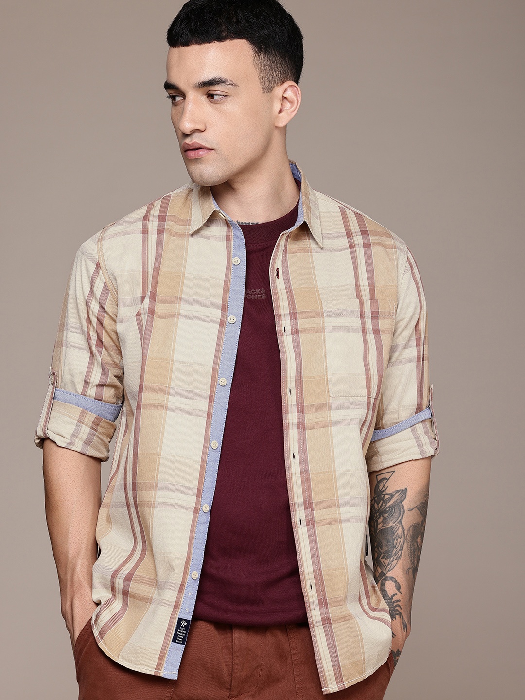 

The Roadster Life Co. Checked Roll-Up Sleeves Pure Cotton Casual Shirt, Beige