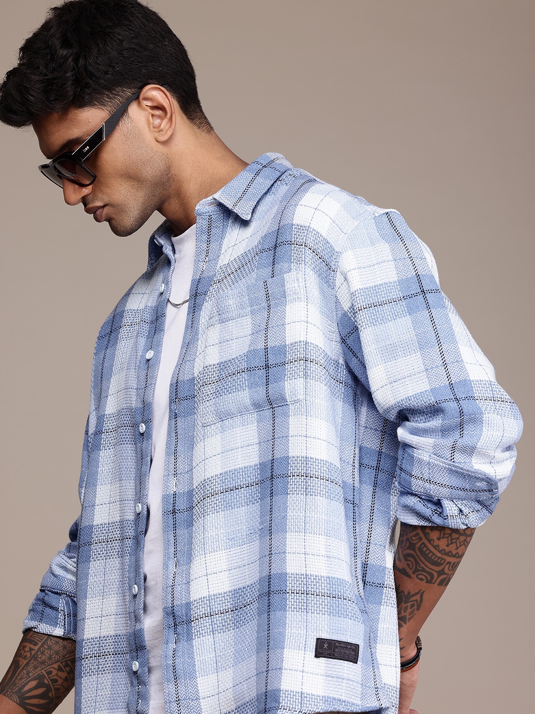 

The Roadster Life Co. Opaque Checked Relaxed Fit Casual Shirt, Blue