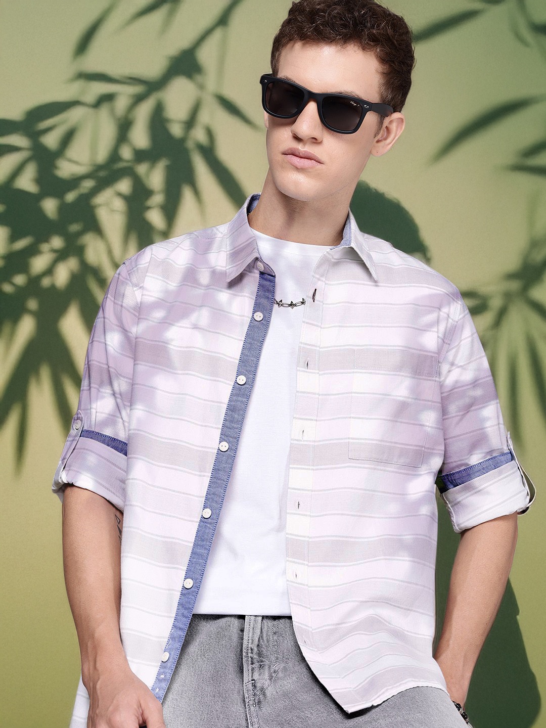 

The Roadster Life Co. Horizontal Stripes Roll-Up Sleeves Casual Shirt, White