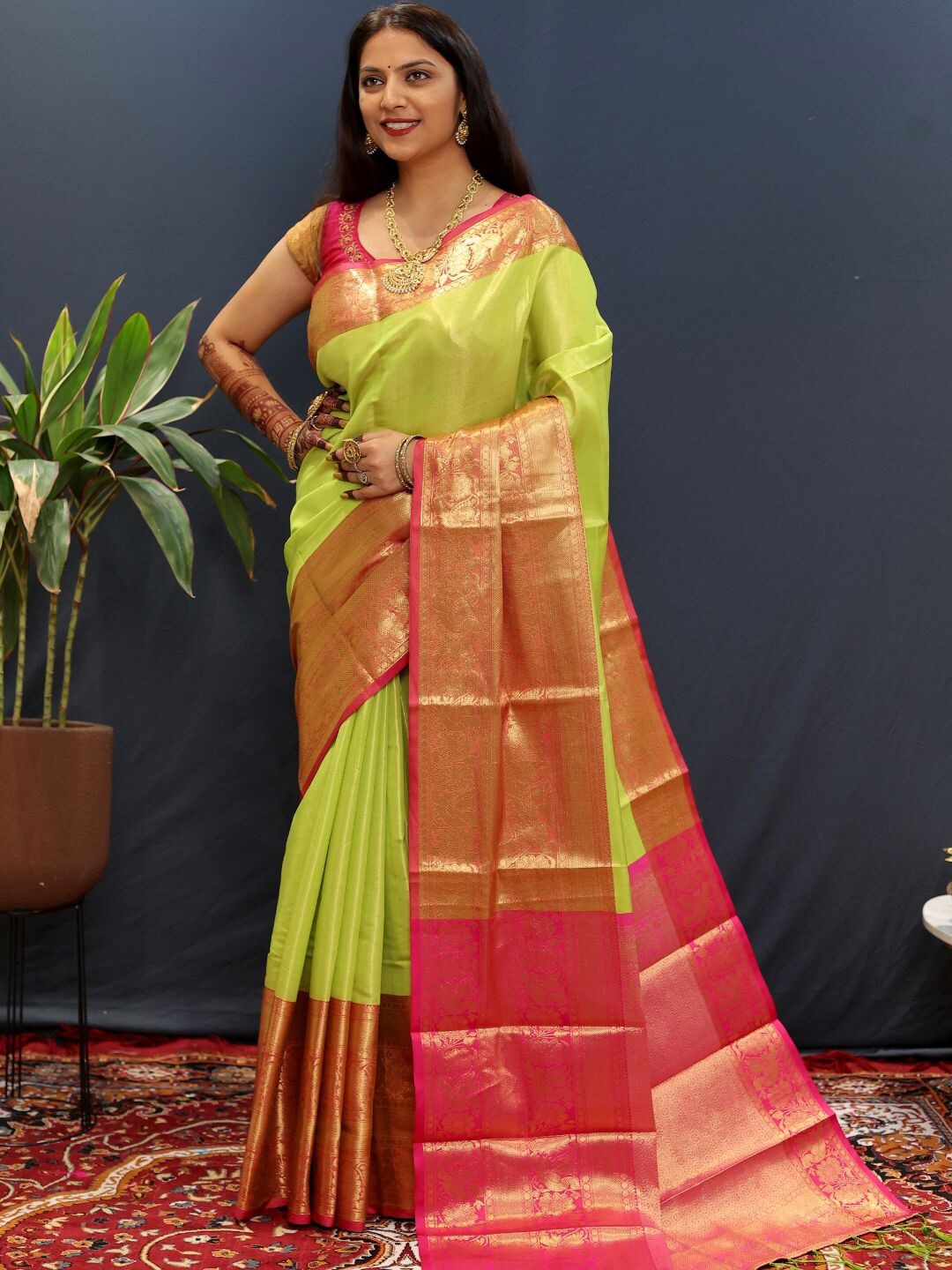 

SGF11 Woven Design Kanjeevaram Saree, Green