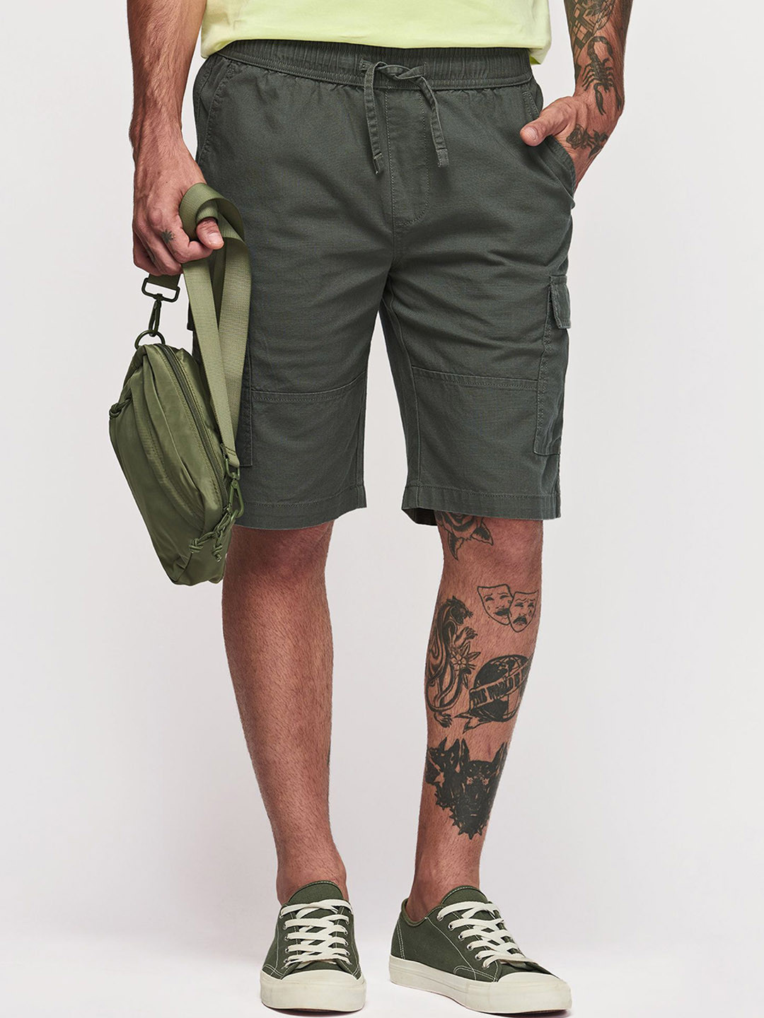 

Red Flame Men Mid Rise Pure Cotton Cargo Shorts, Olive