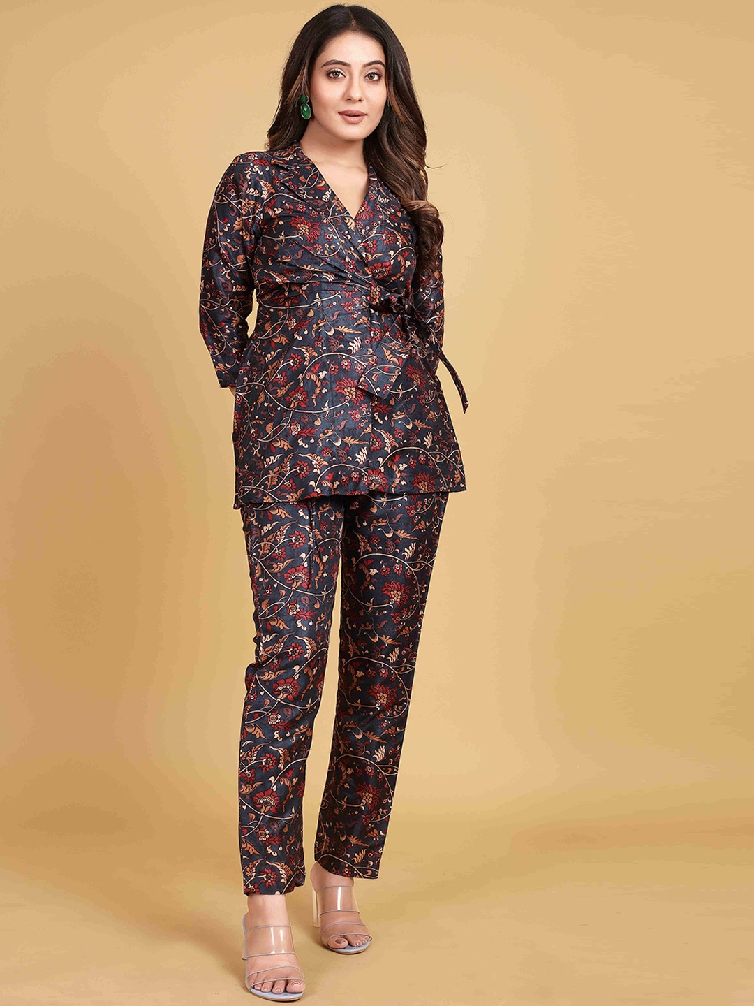 

DEVATITHI Printed Top & Trouser Co-Ord Set, Black