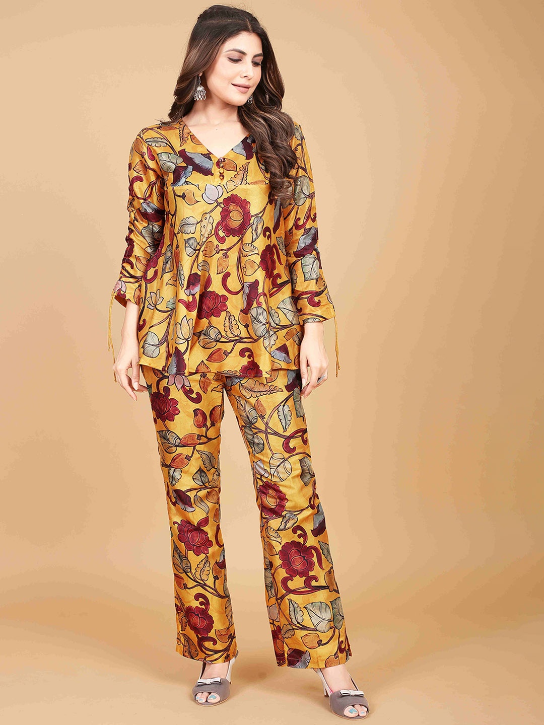 

DEVATITHI Printed Top With Trousers Co-Ords, Yellow