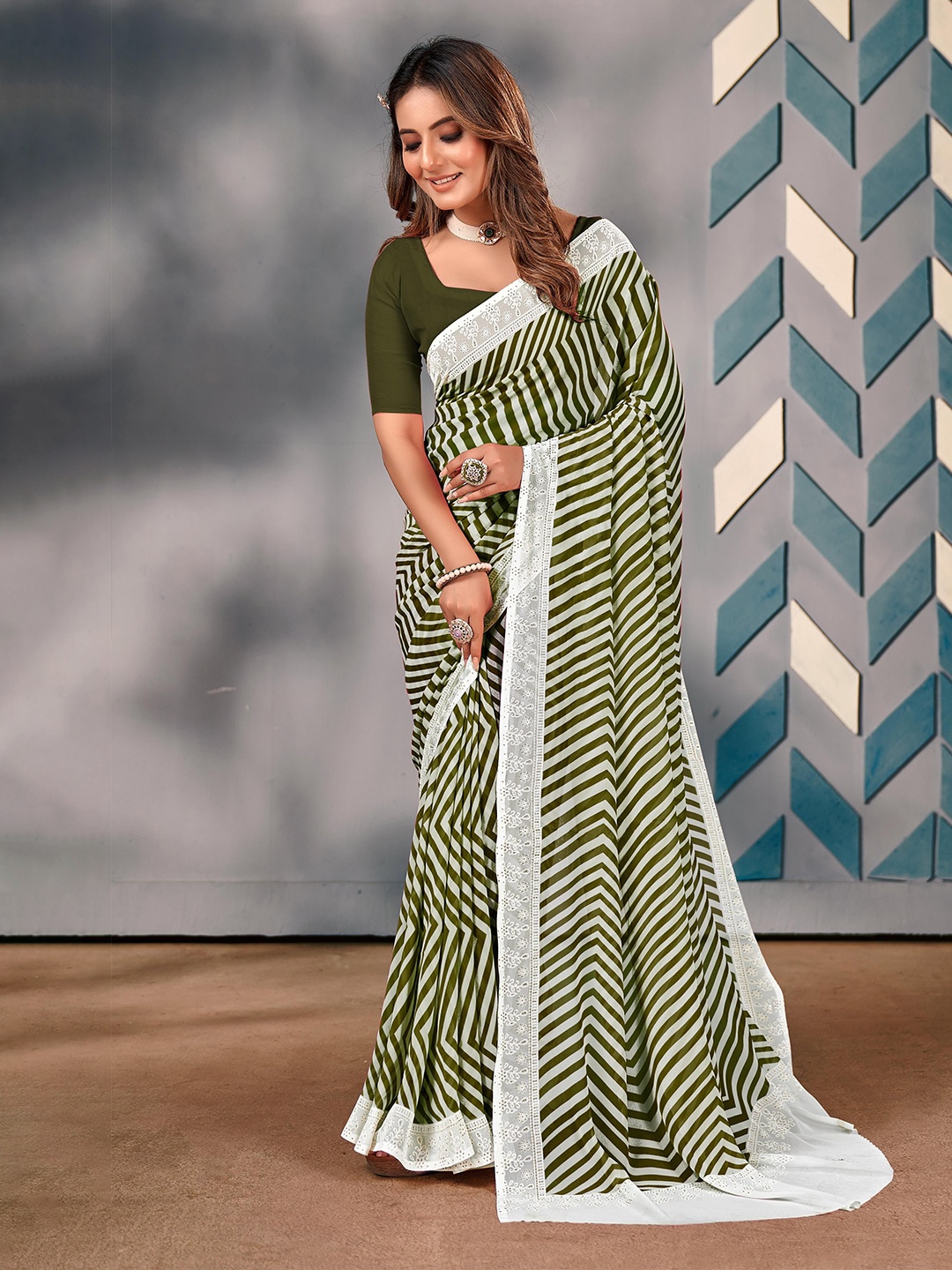 

Mitera Embroidered Pure Georgette Saree, Olive