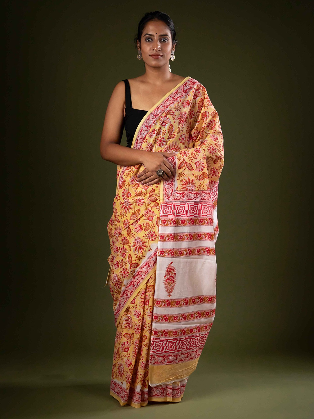 

De Loom Ethnic Motifs Pure Cotton Block Print Saree, Yellow