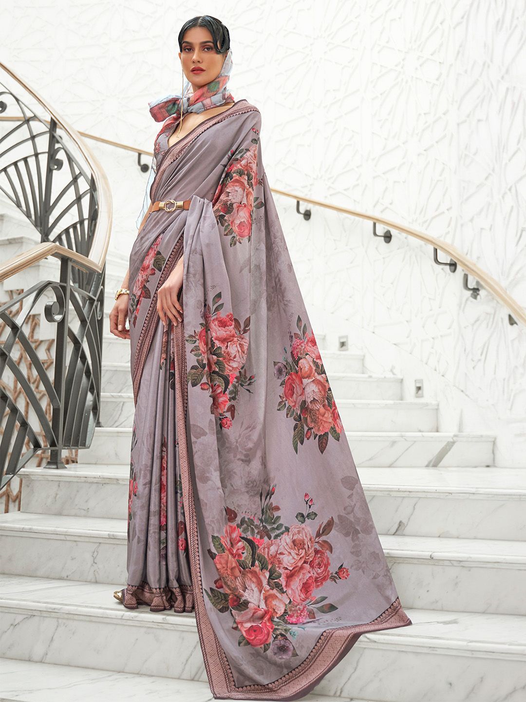

Ishin Floral Zari Satin Saree With Blouse Piece, Grey