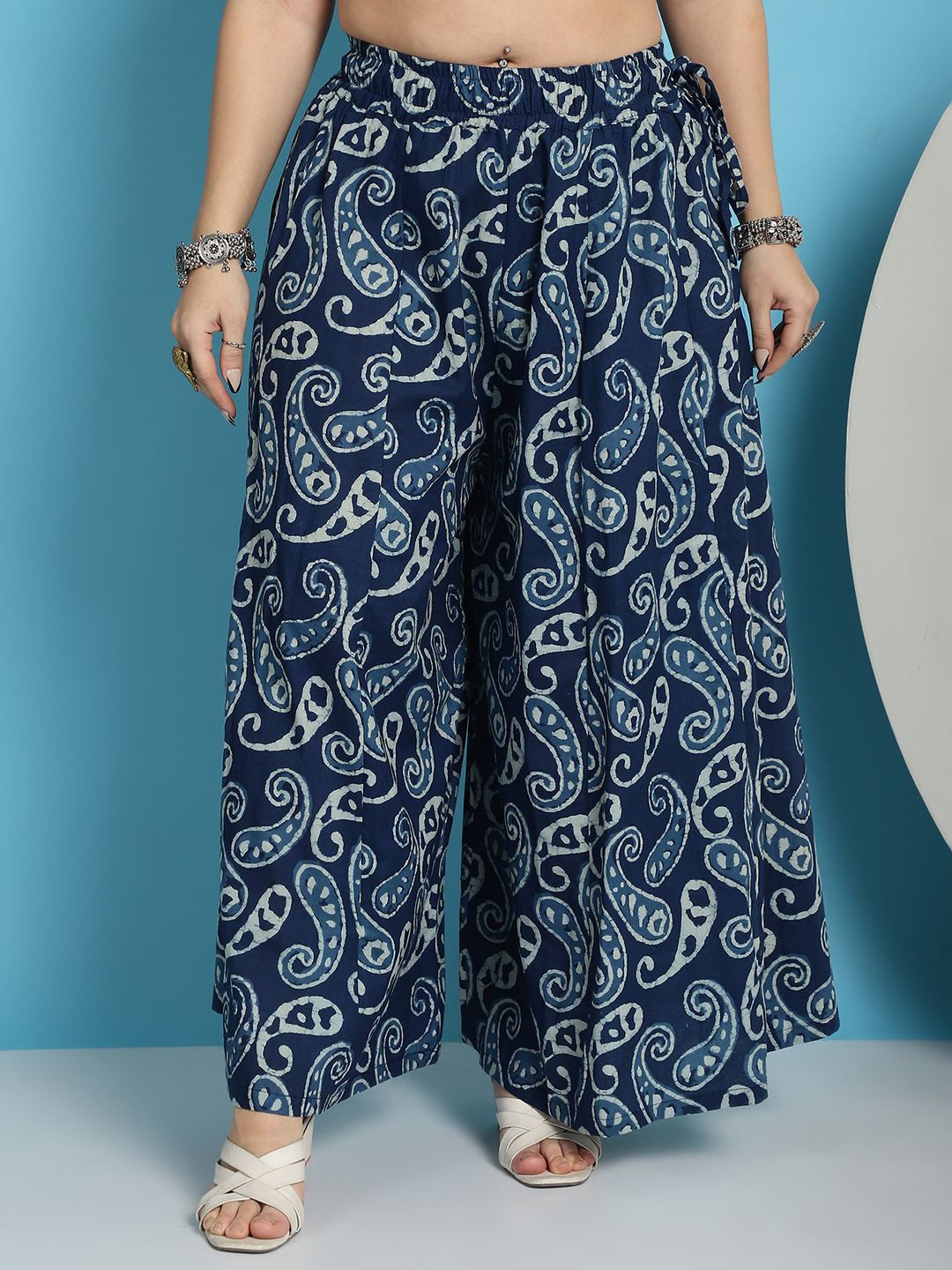

TAG 7 Women Paisley Printed Flared Palazzos, Blue