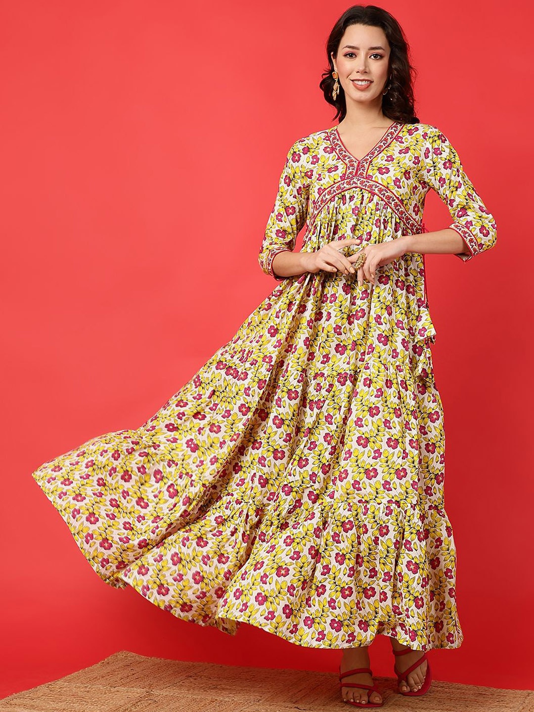 

WOMENCLICK Women Floral Printed Anarkali Kurta, Yellow