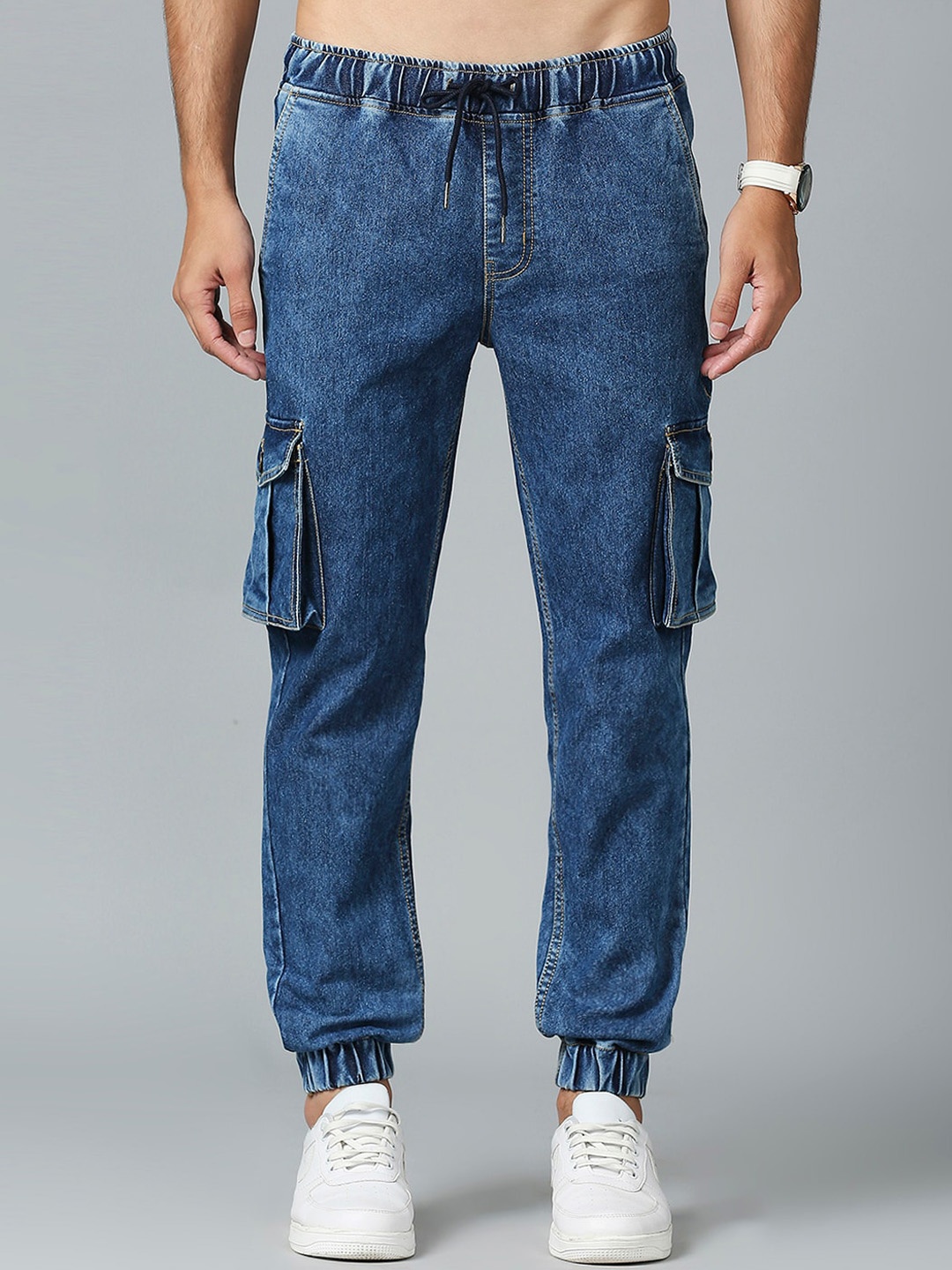 

The Roadster Lifestyle Co Men Slim-Fit Cargo Jogger Jeans, Navy blue