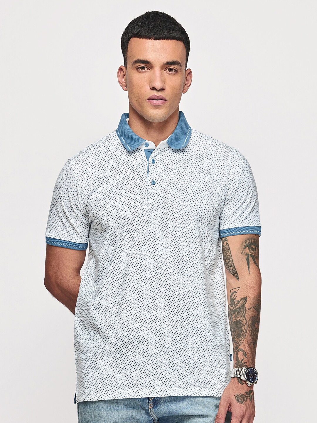 

Red Flame Men Printed Polo Collar Pockets T-shirt, Blue