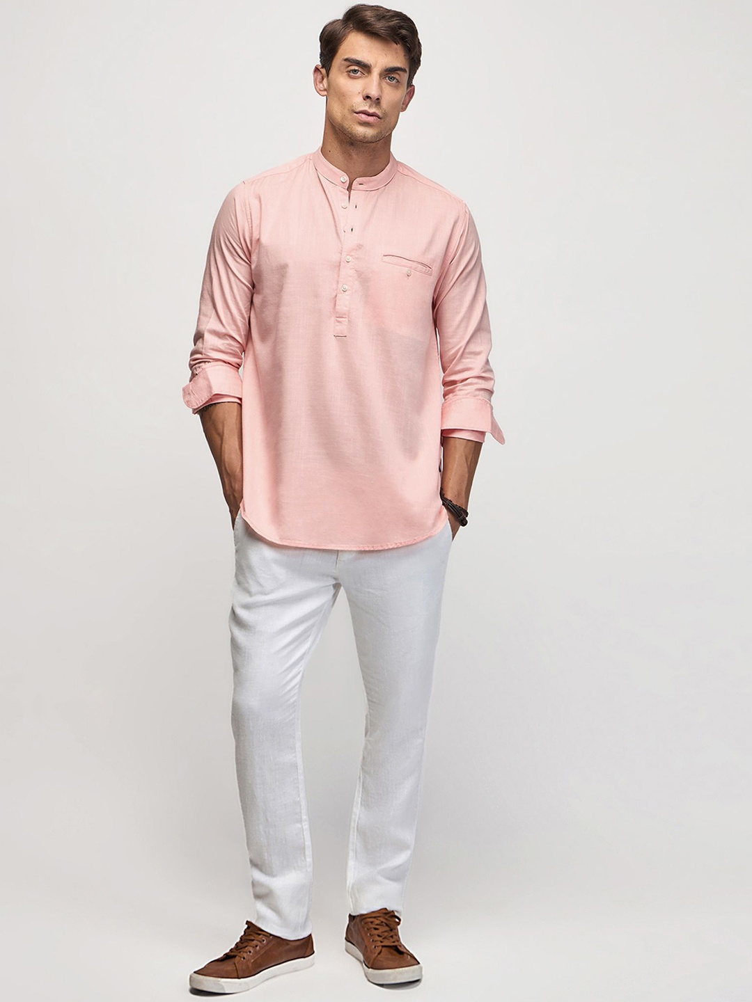 

Red Flame Men Thread Work Kurta, Pink