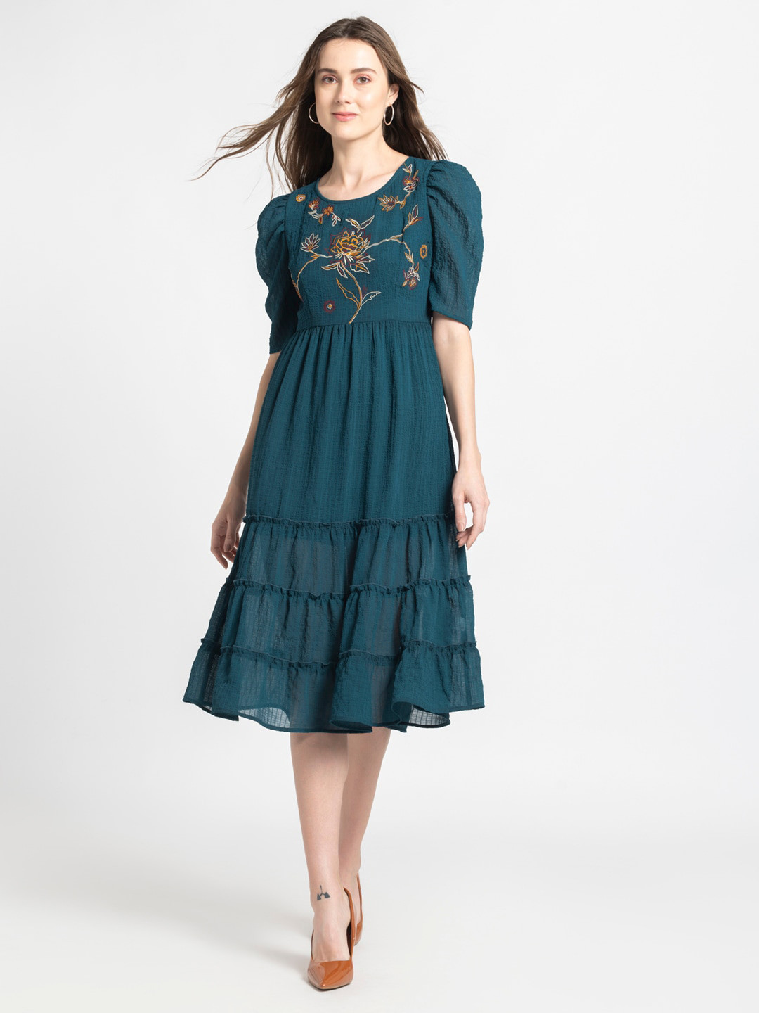 

SHAYE Women Chiffon Fit & Flare Midi Dress, Green