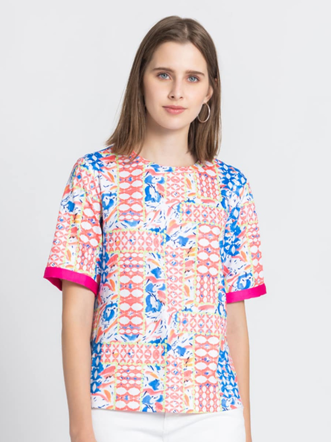 

SHAYE Women Round Neck Printed Top, Pink