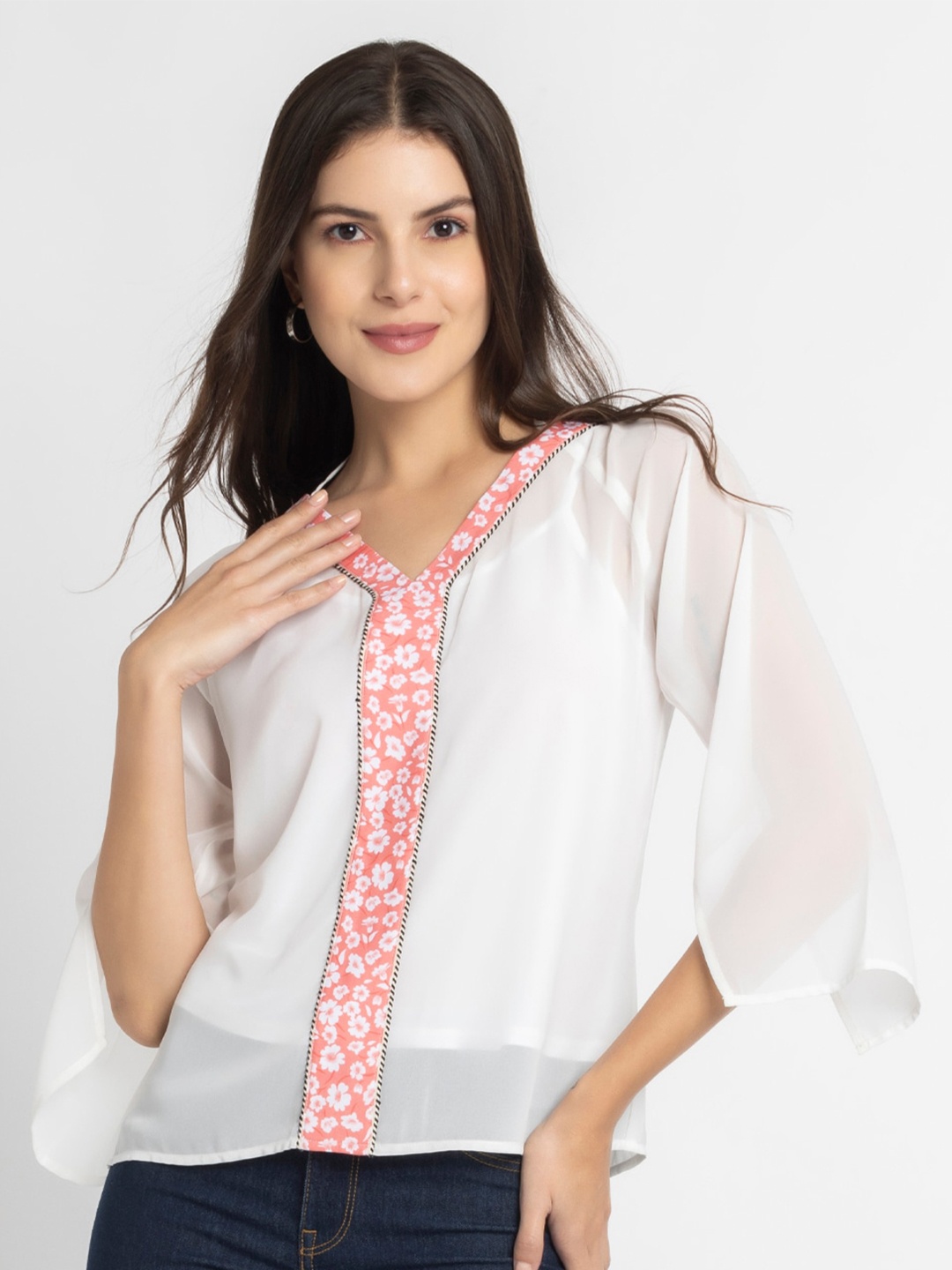 

SHAYE Women V-Neck Three-Quarter Sleeves Top, White