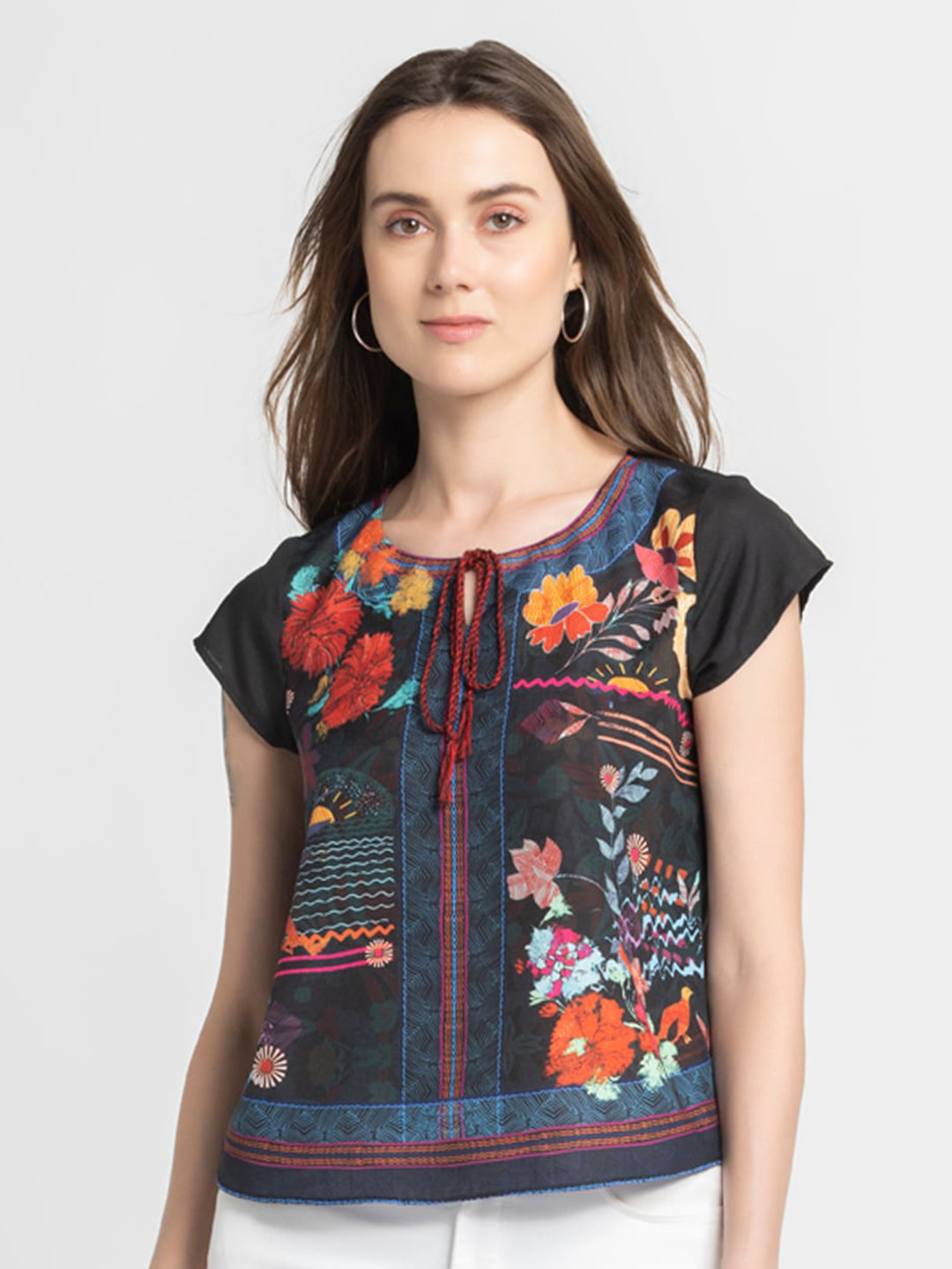 

SHAYE Women Floral Printed Tie-Up Neck Top, Black