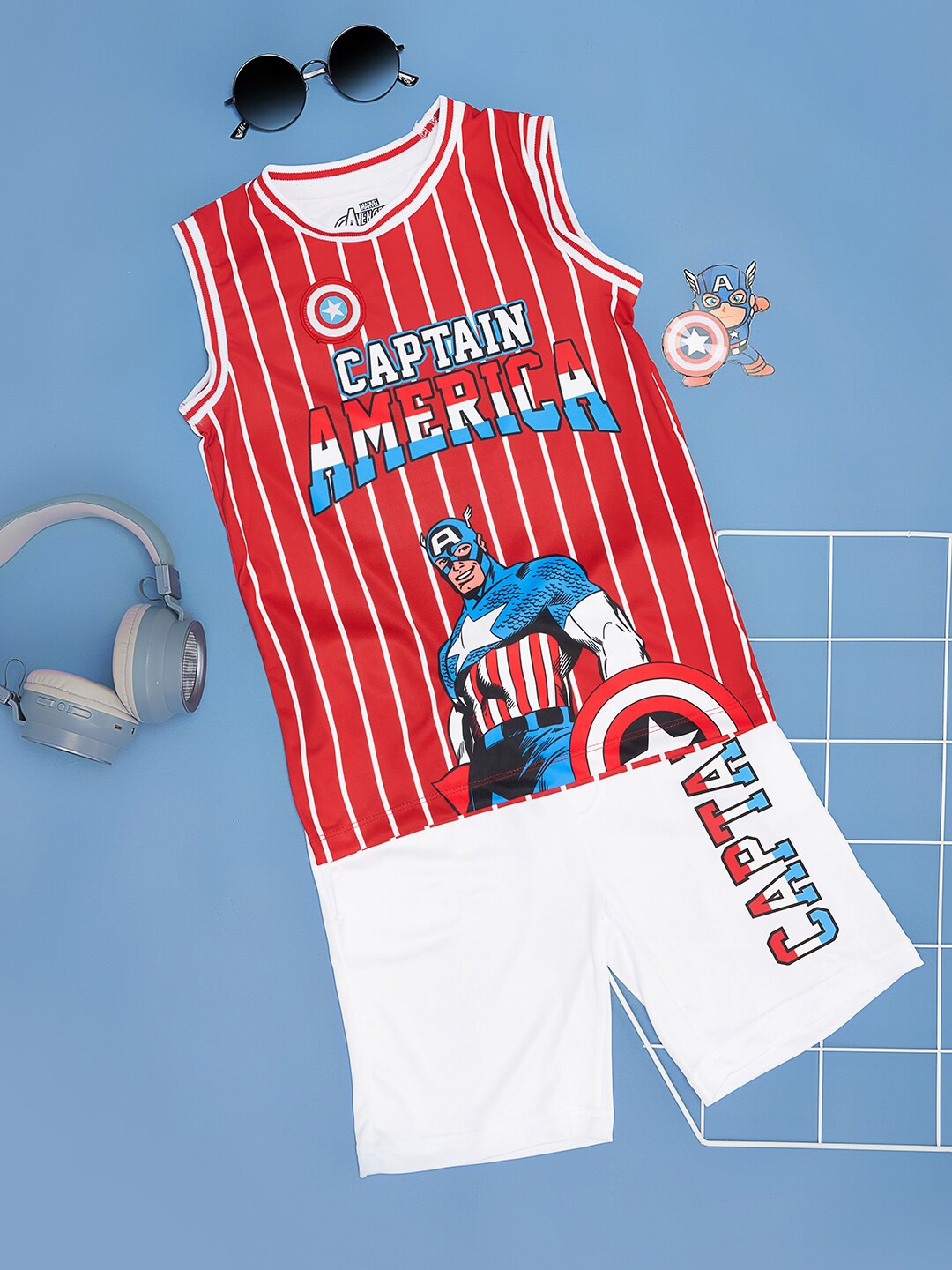 

Pantaloons Junior Boys Round Neck Striped Top with Shorts, Red