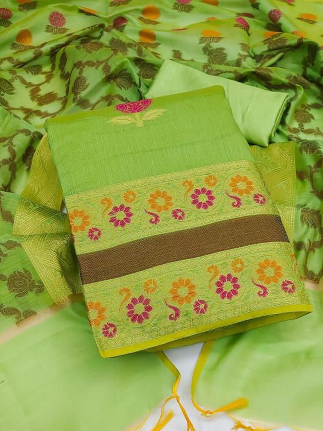 

Dori Embroidered Unstitched Dress Material, Green