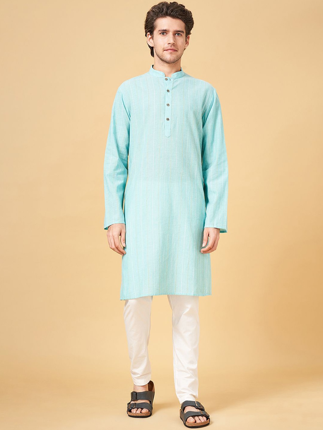 

indus route by Pantaloons Men Thread Work Dobby Kurta, Green