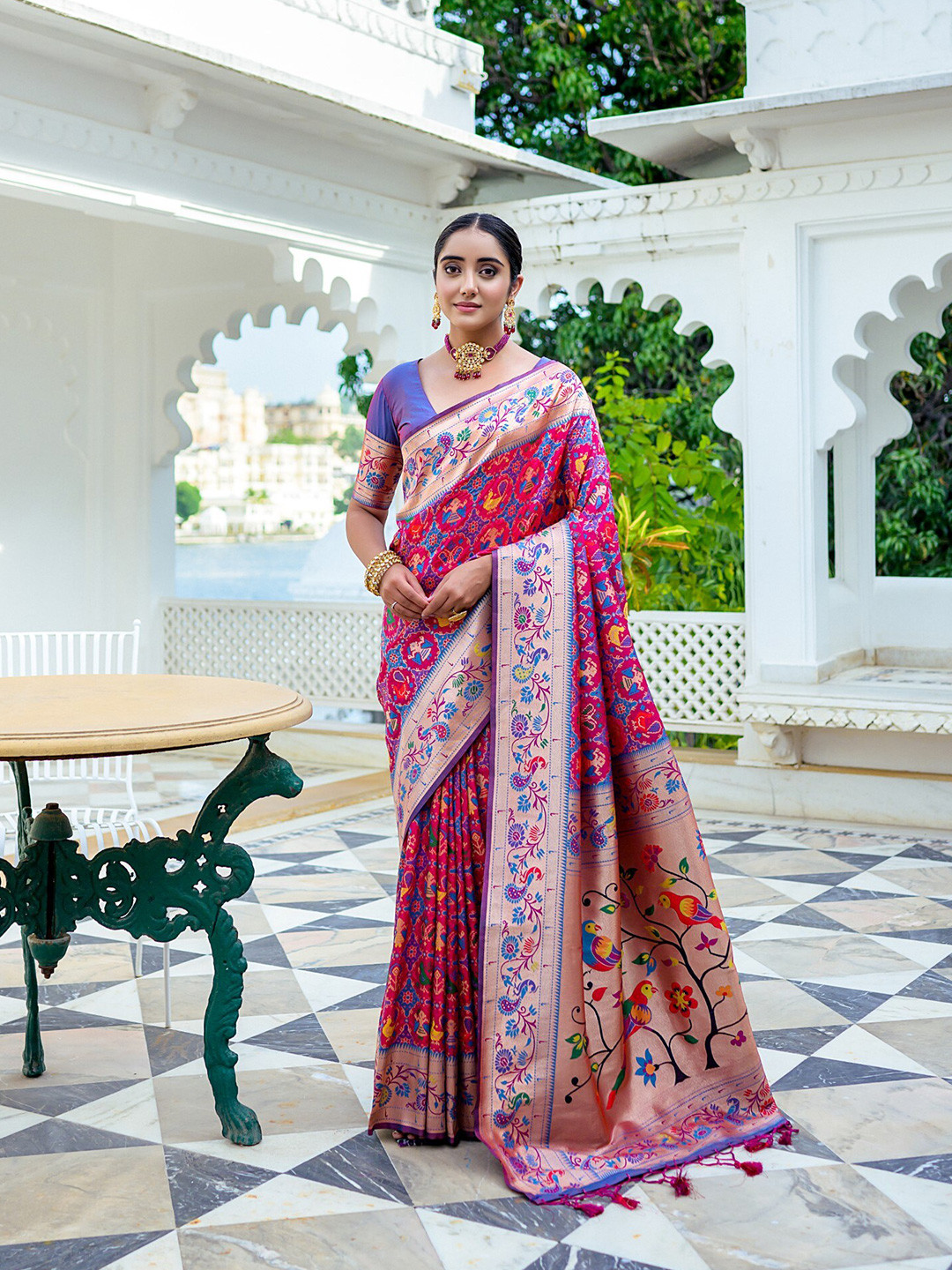 

VISHNU WEAVES Woven Design Zari Pure Silk Paithani Saree, Purple
