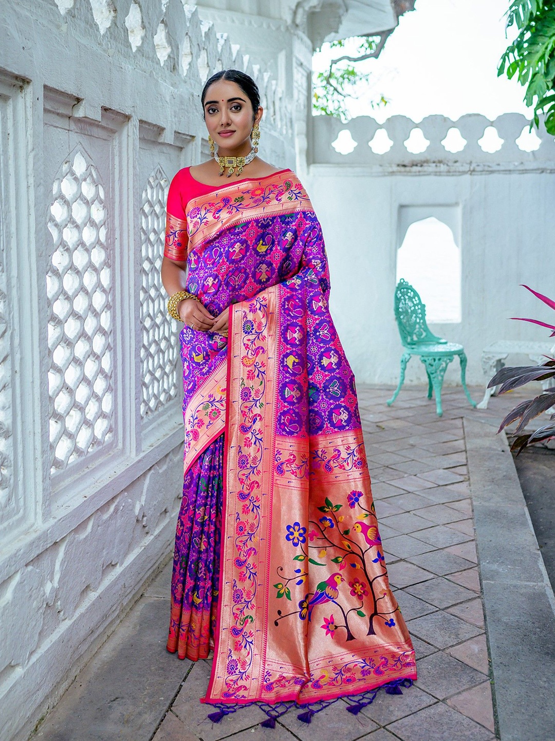 

VISHNU WEAVES Woven Design Zari Pure Silk Paithani Saree, Mauve