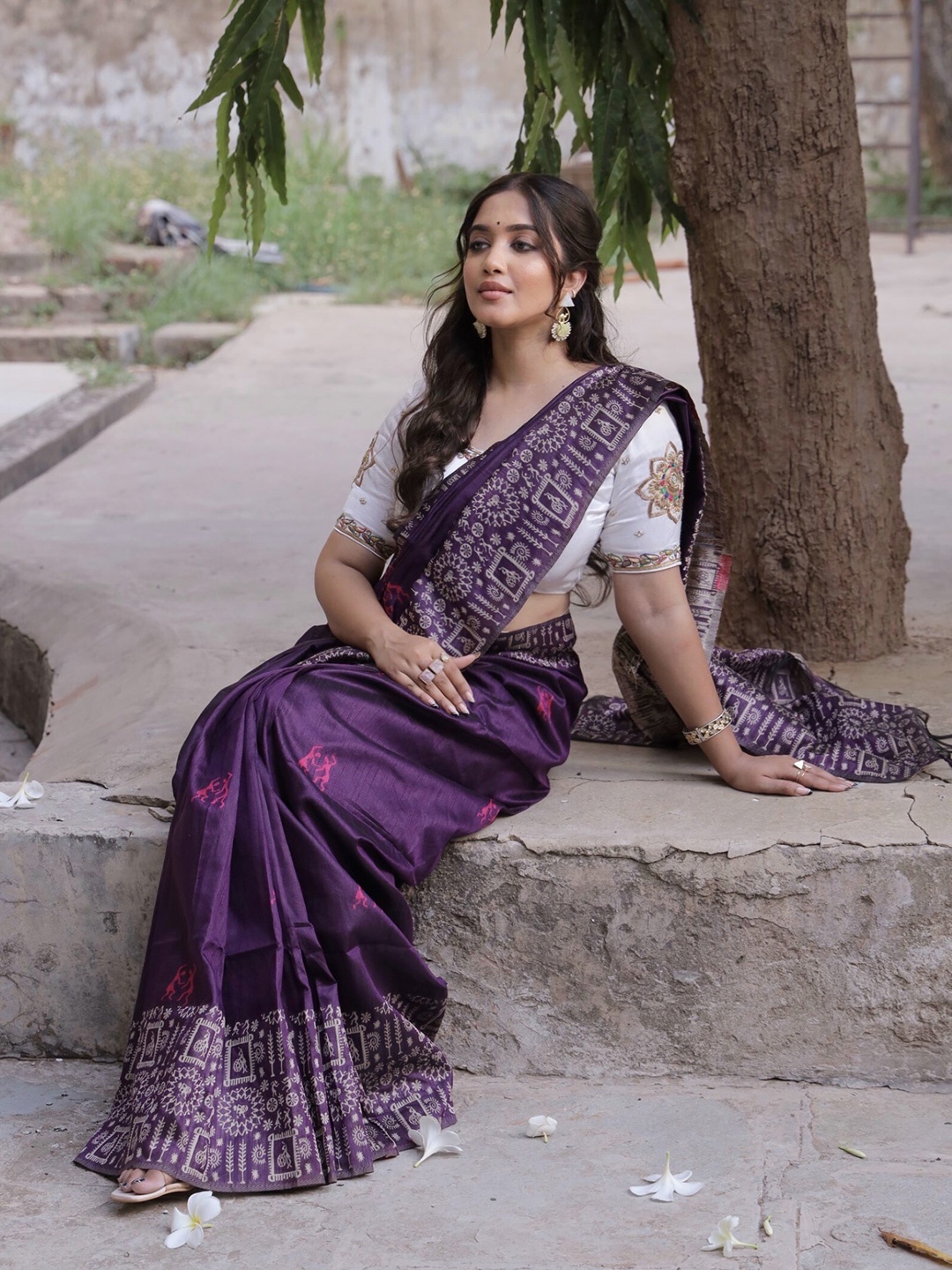 

VISHNU WEAVES Woven Bhagalpuri Saree, Purple