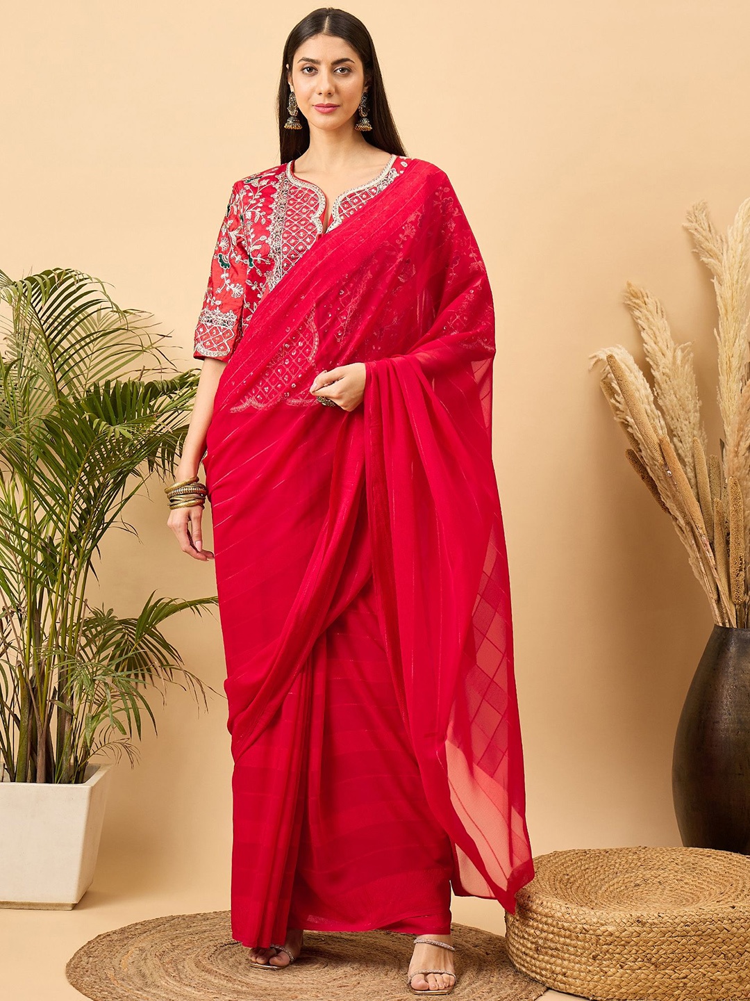 

Dori Solid striped Saree, Pink