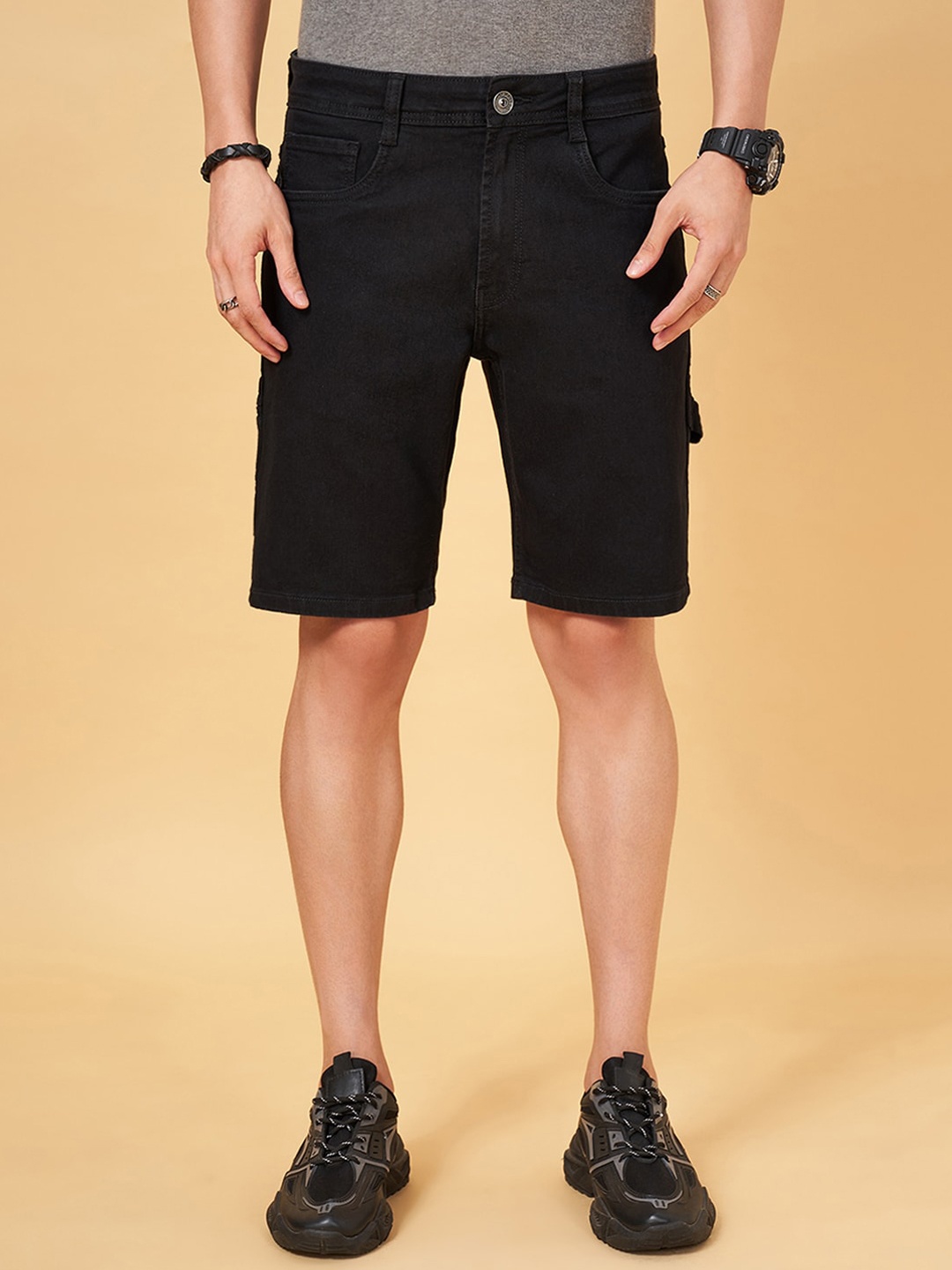 

SF JEANS by Pantaloons Men Mid-Rise Denim Shorts, Black