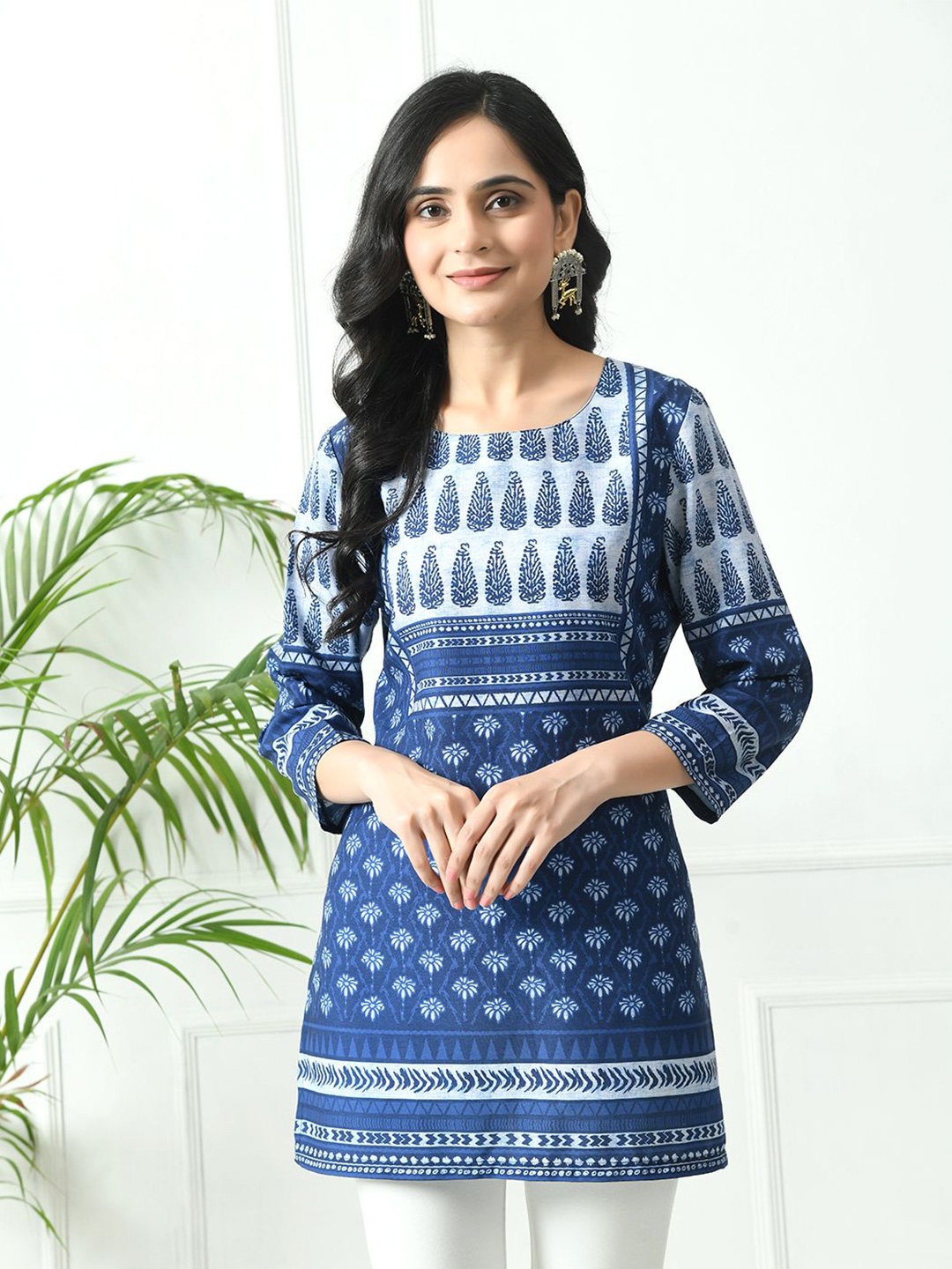 

MEESAN Floral Printed Round Neck Tunic, Blue