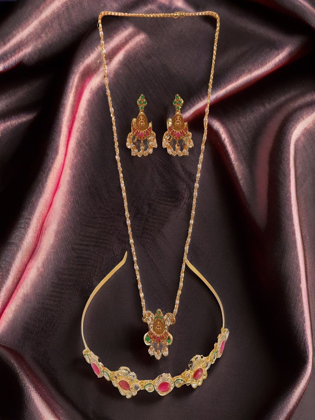 

UNIVERSITY TRENDZ Women Gold-Plated Beaded Jewellery Set