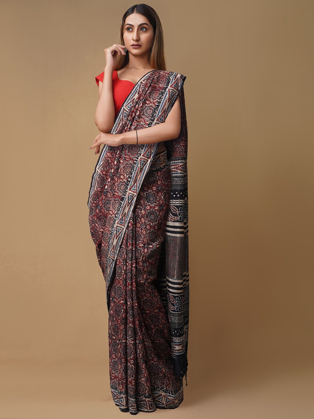 

Unnati Silks Ethnic Motifs Zari Pure Silk Handloom Chanderi Saree, Brown