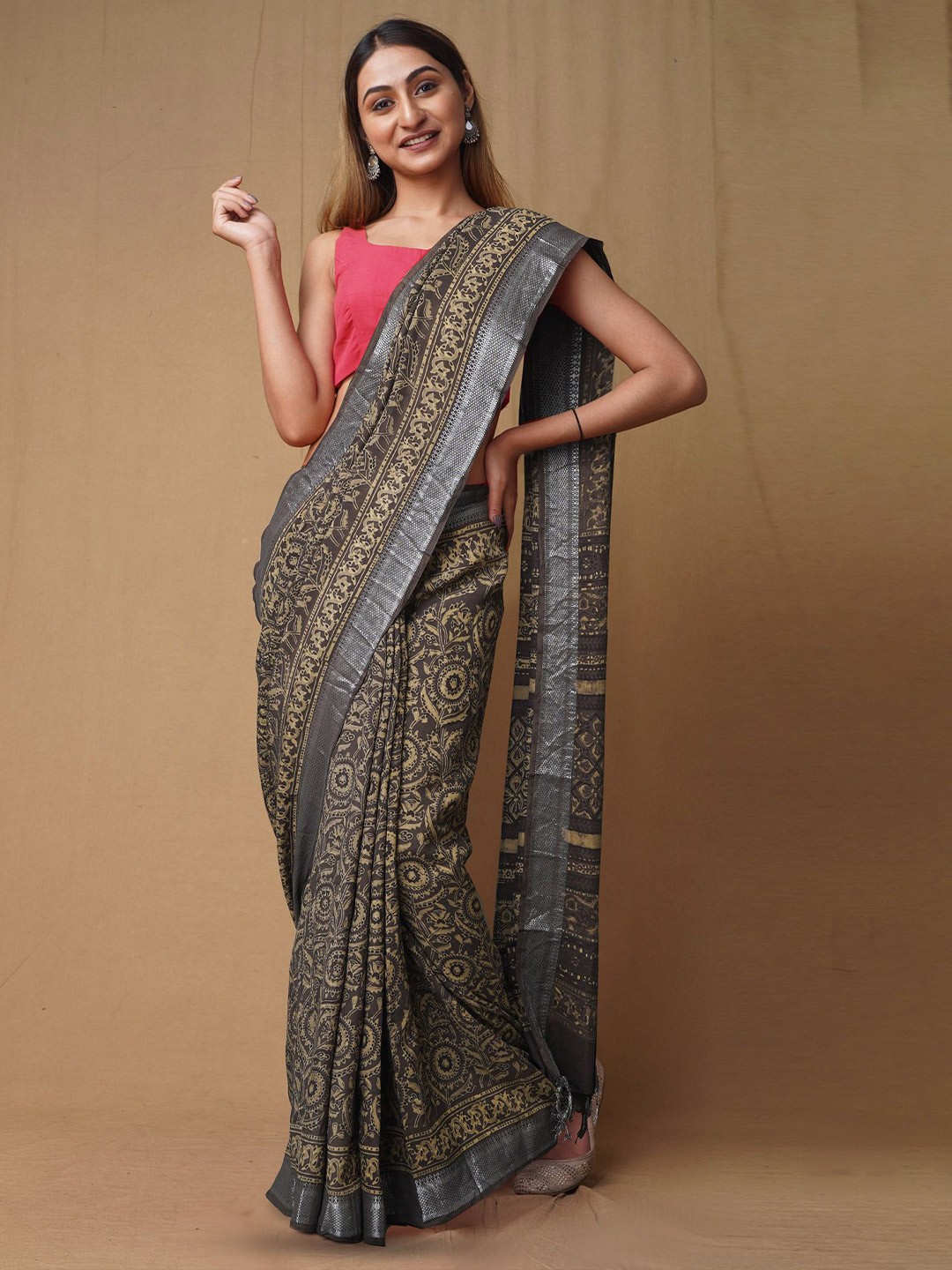 

Unnati Silks Ajrak Block Zari Pure Silk Handloom Chanderi Saree, Brown