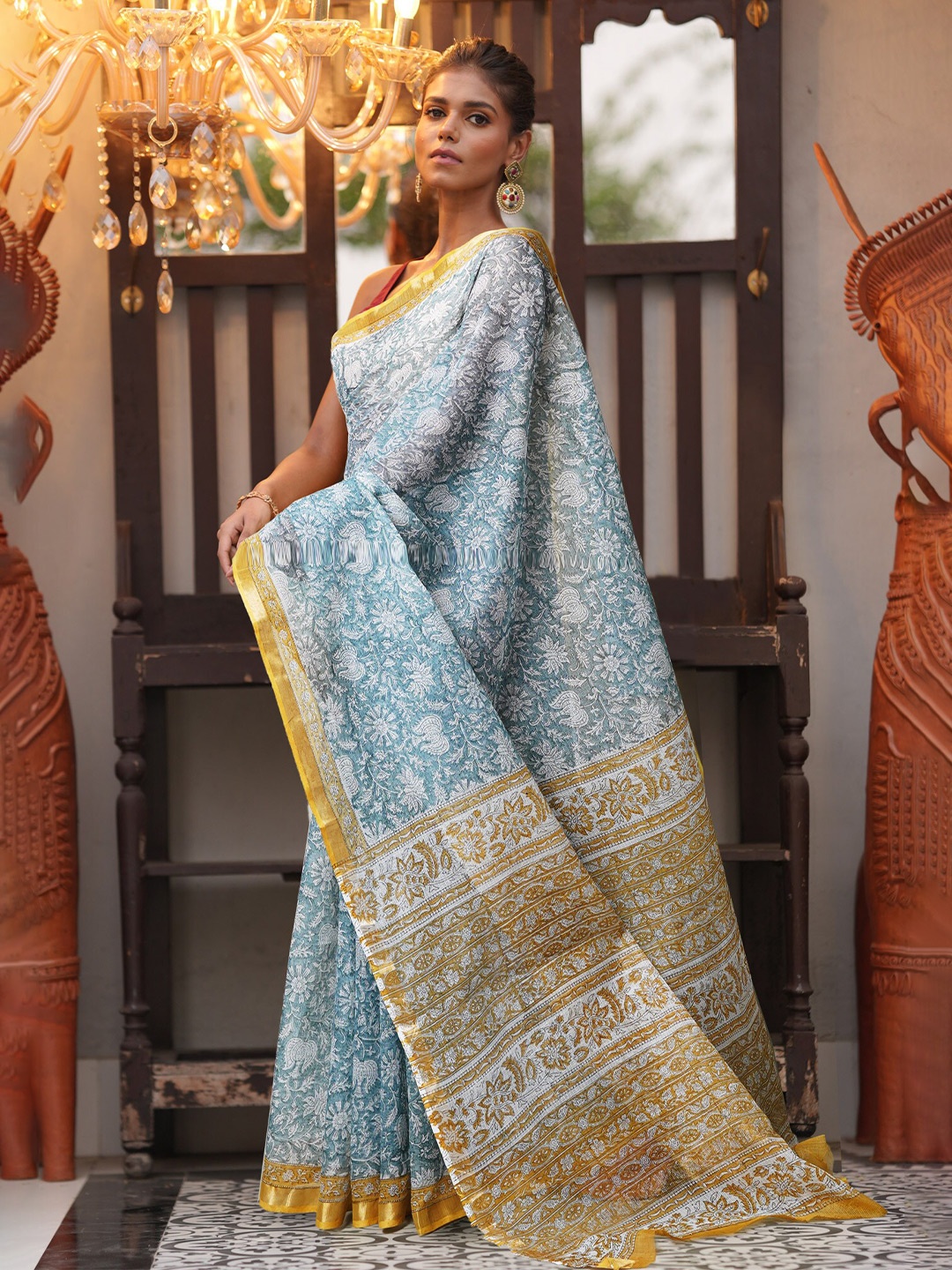

Unnati Silks Ethnic Motifs Zari Silk Cotton Handloom Kota Saree, Grey
