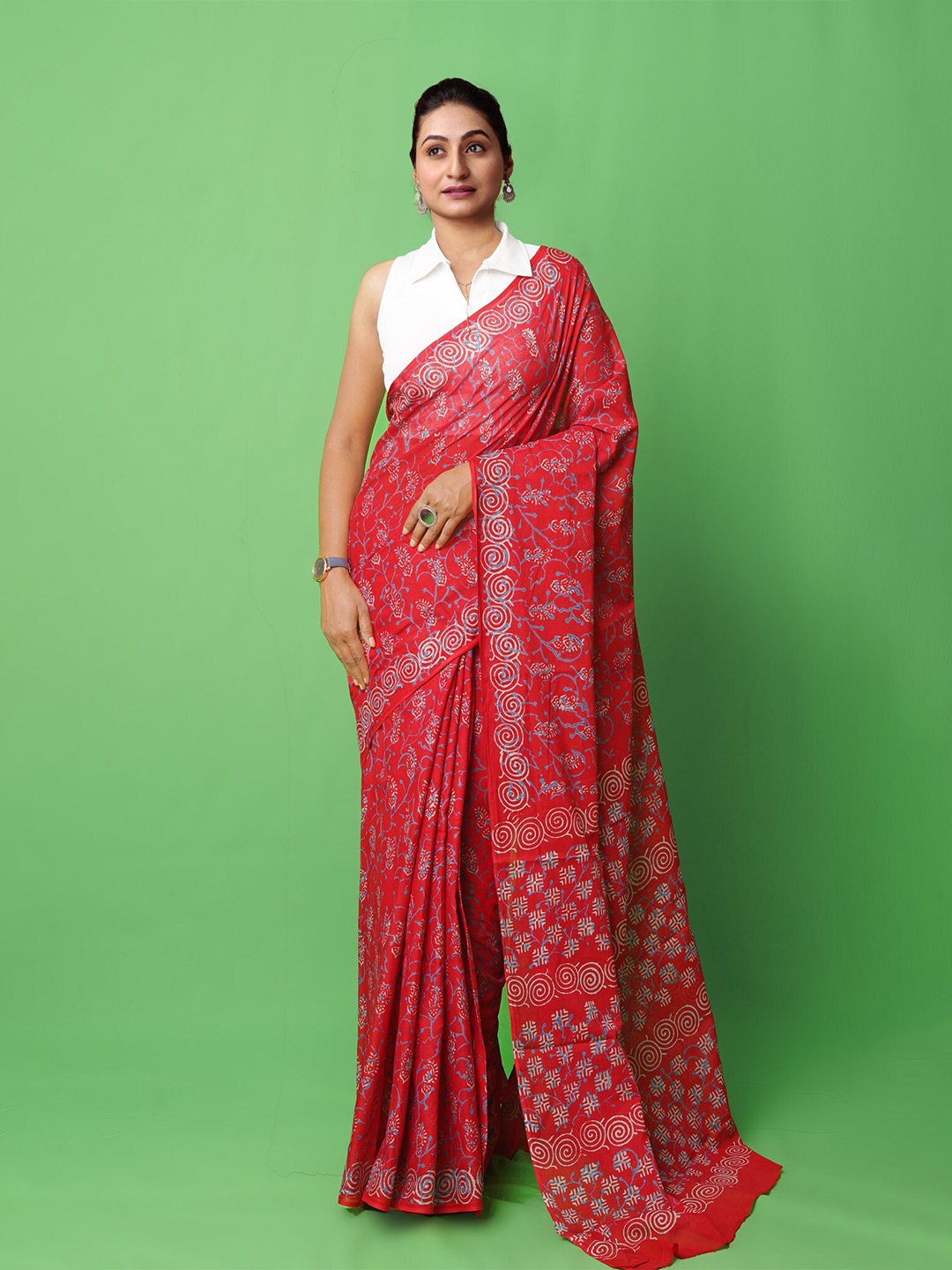 

Unnati Silks Batik Pure Cotton Handloom Chanderi Saree, Red