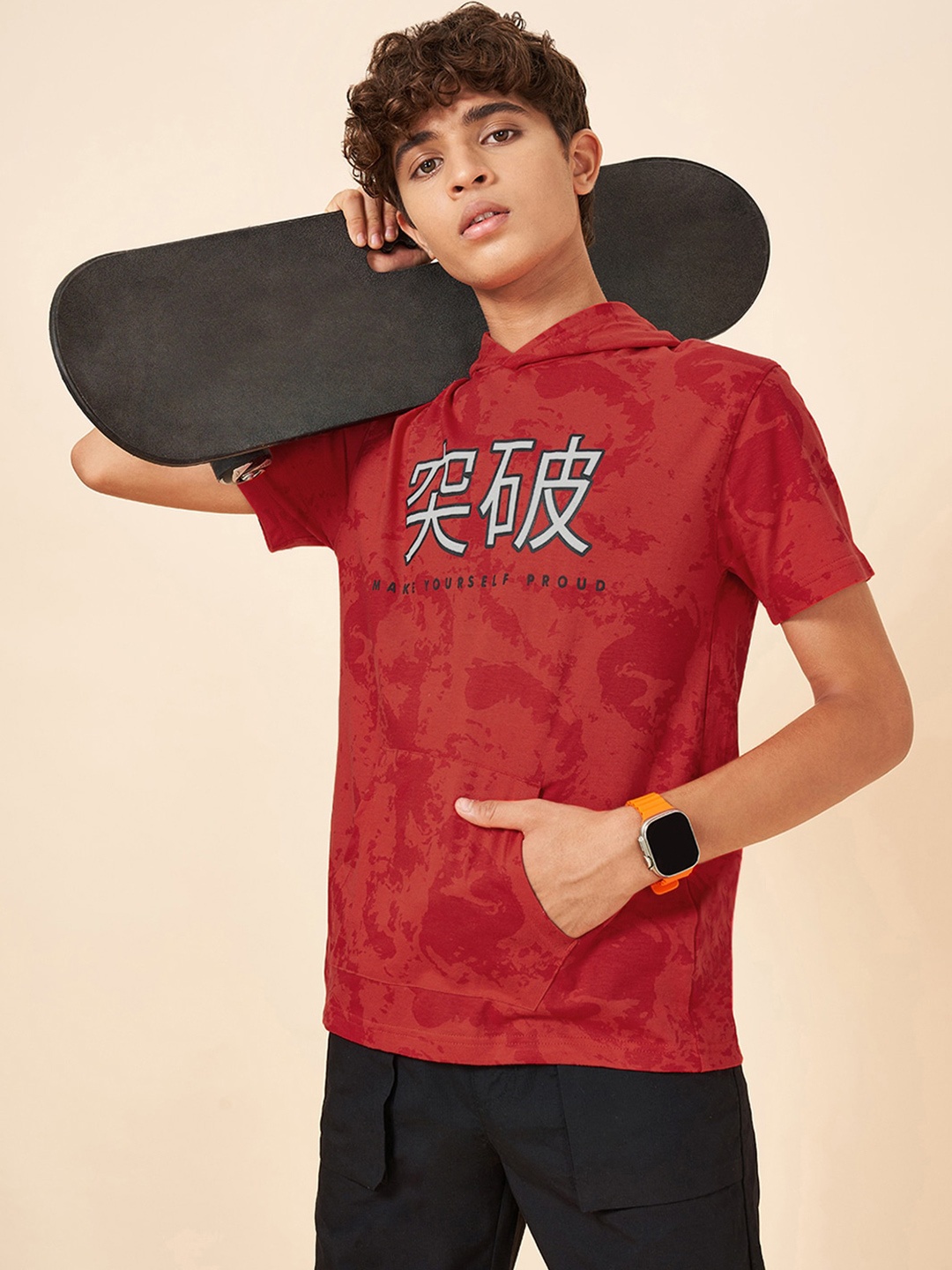 

Coolsters by Pantaloons Boys Typography Printed V-Neck Applique T-shirt, Red