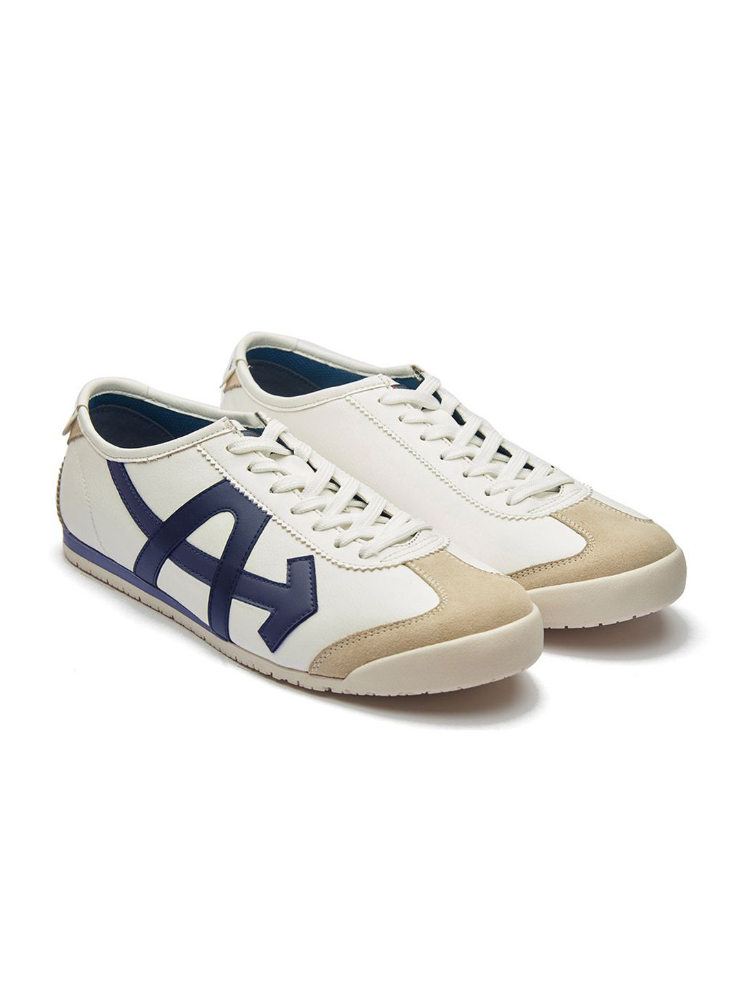 

MICHAEL ANGELO Men Colourblocked Sneakers, White